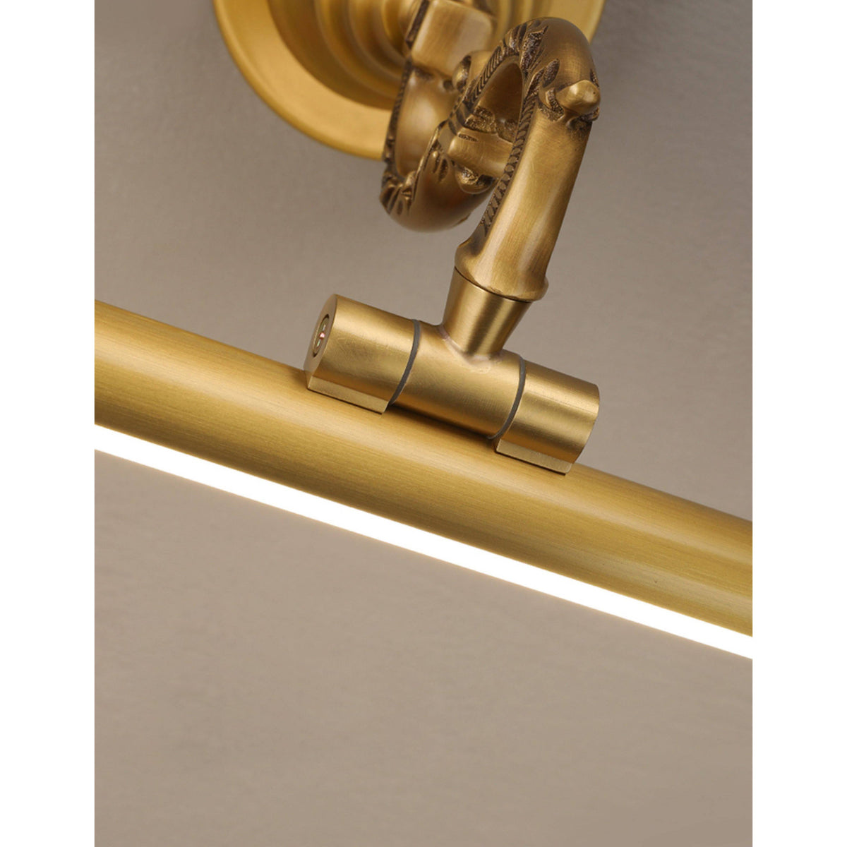 Orelelielle Picture Wall Lamp