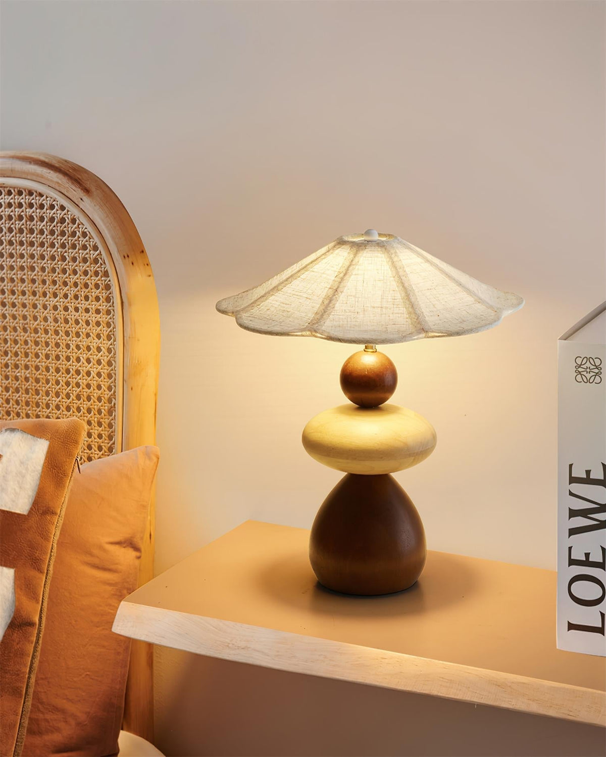 Elaariella Solstice Table Lamp