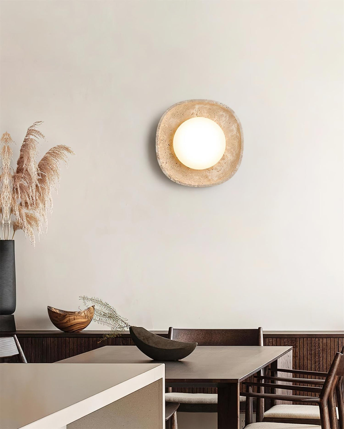 Pietra Wall Lamp