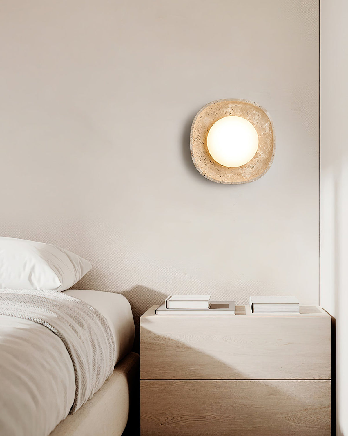 Pietra Wall Lamp