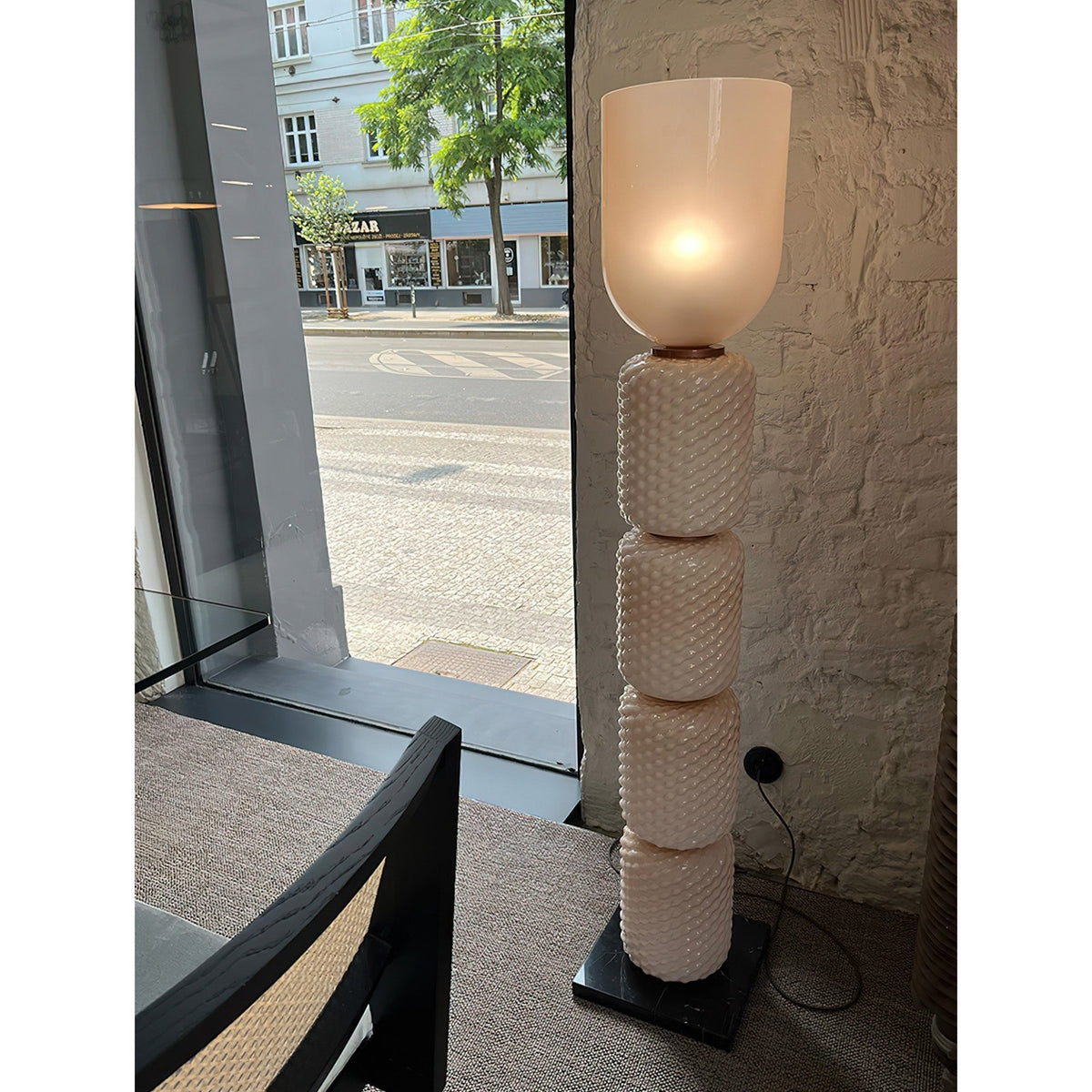 Petaella Contemporary Marble Floor Lamp