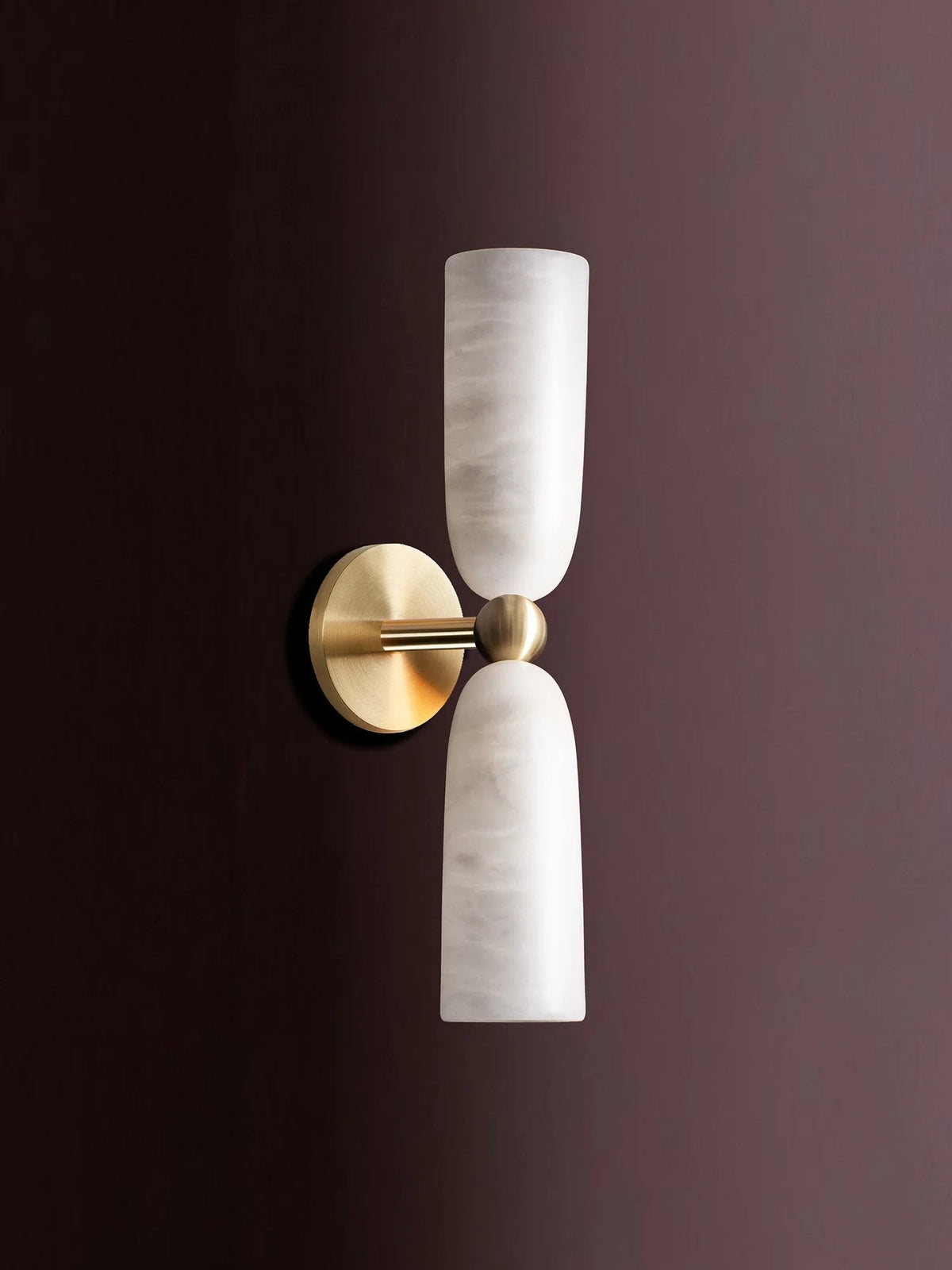 Nivaaya Figure Alabaster Wall Lamp