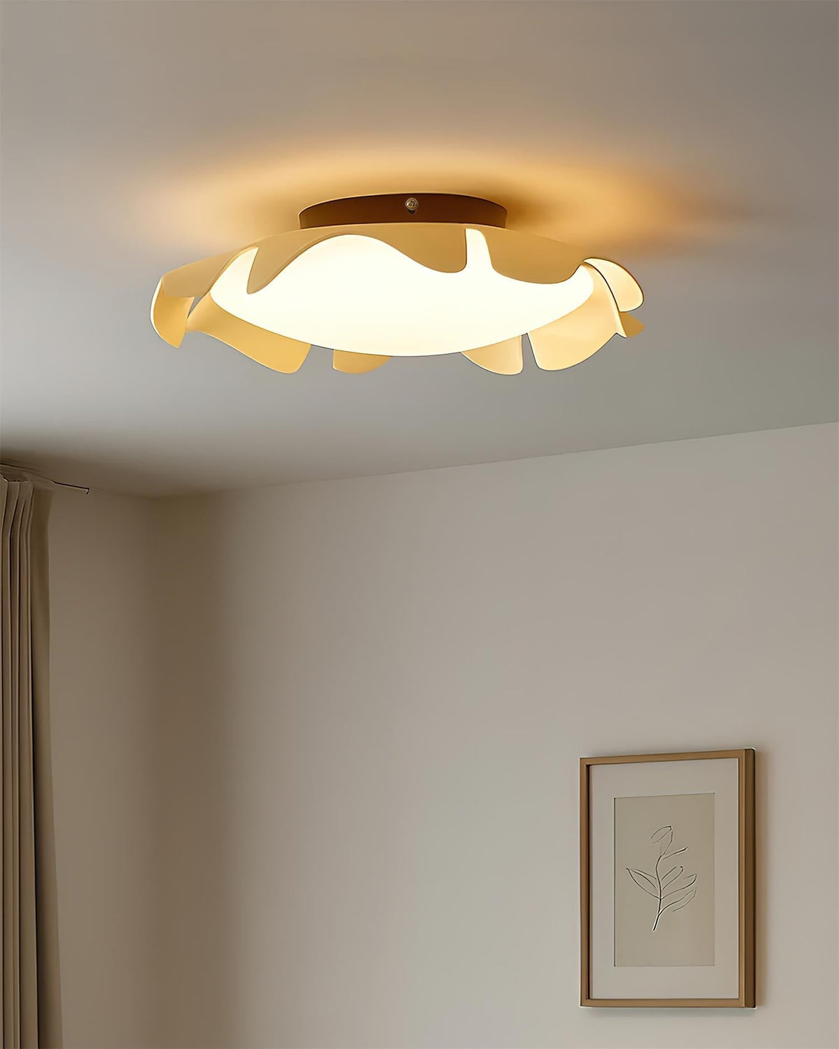Rithwen Ceiling Light