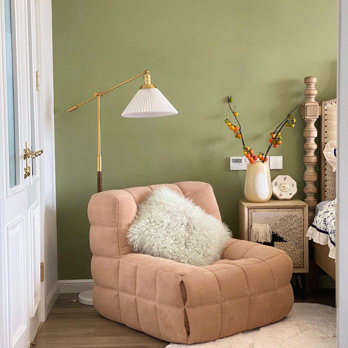 Reneline Floor Lamp