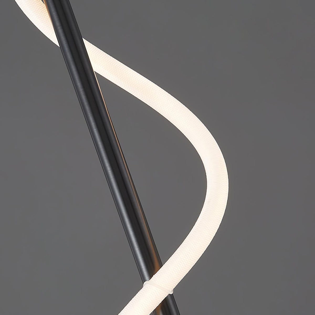 Nivelo Sculptural Brass Silicone Wall Lamp