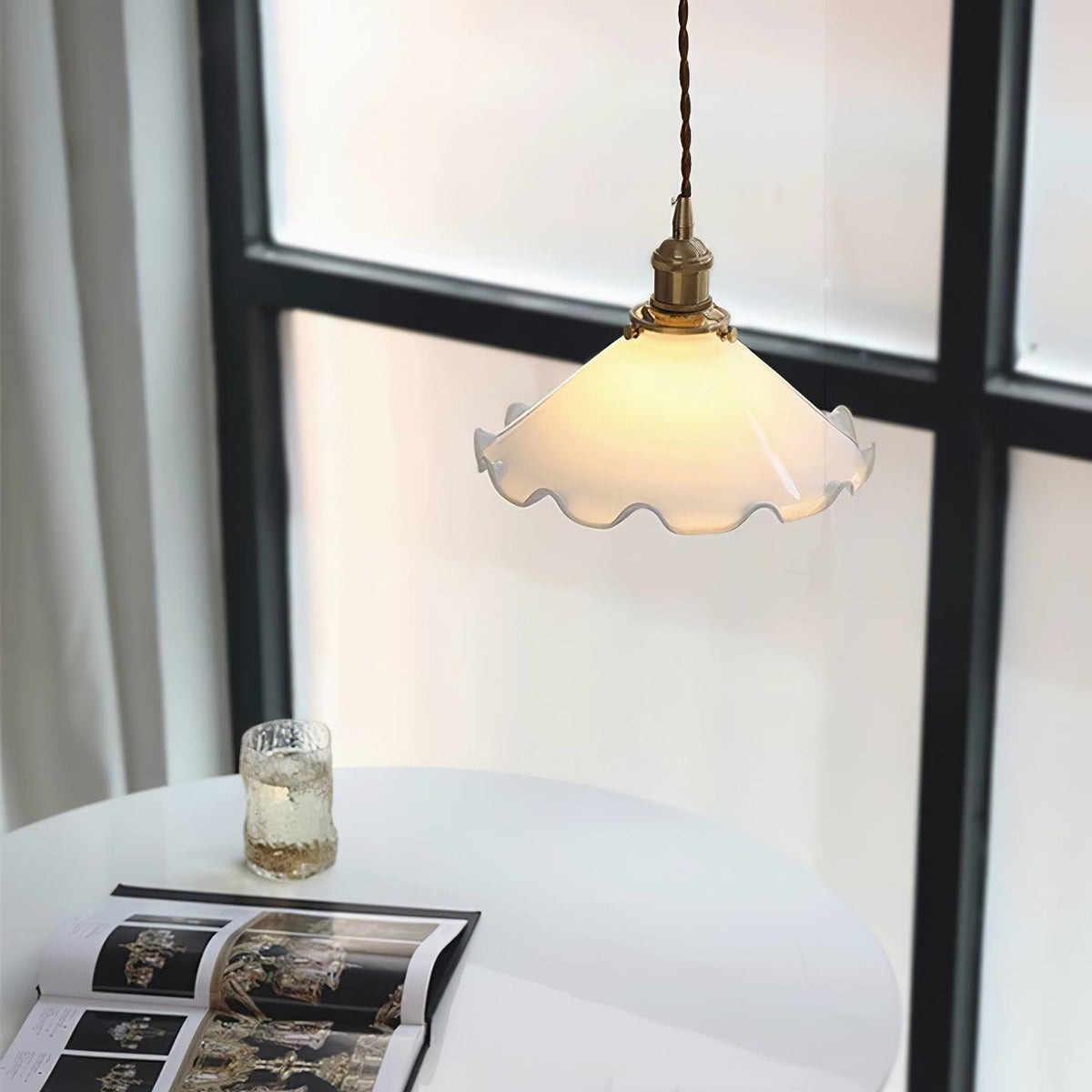 Questa Pendant Lamp Glass Wavy Shade Vintage Living Room