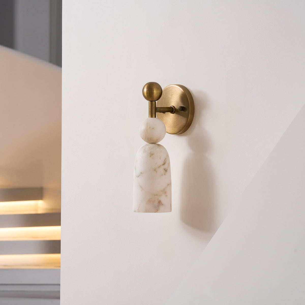 Serafin Alabaster Wall Lamp