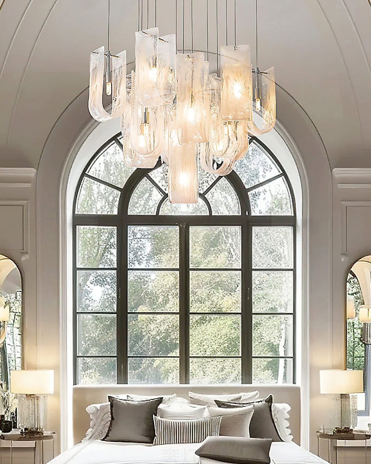 Cirarora Chandelier