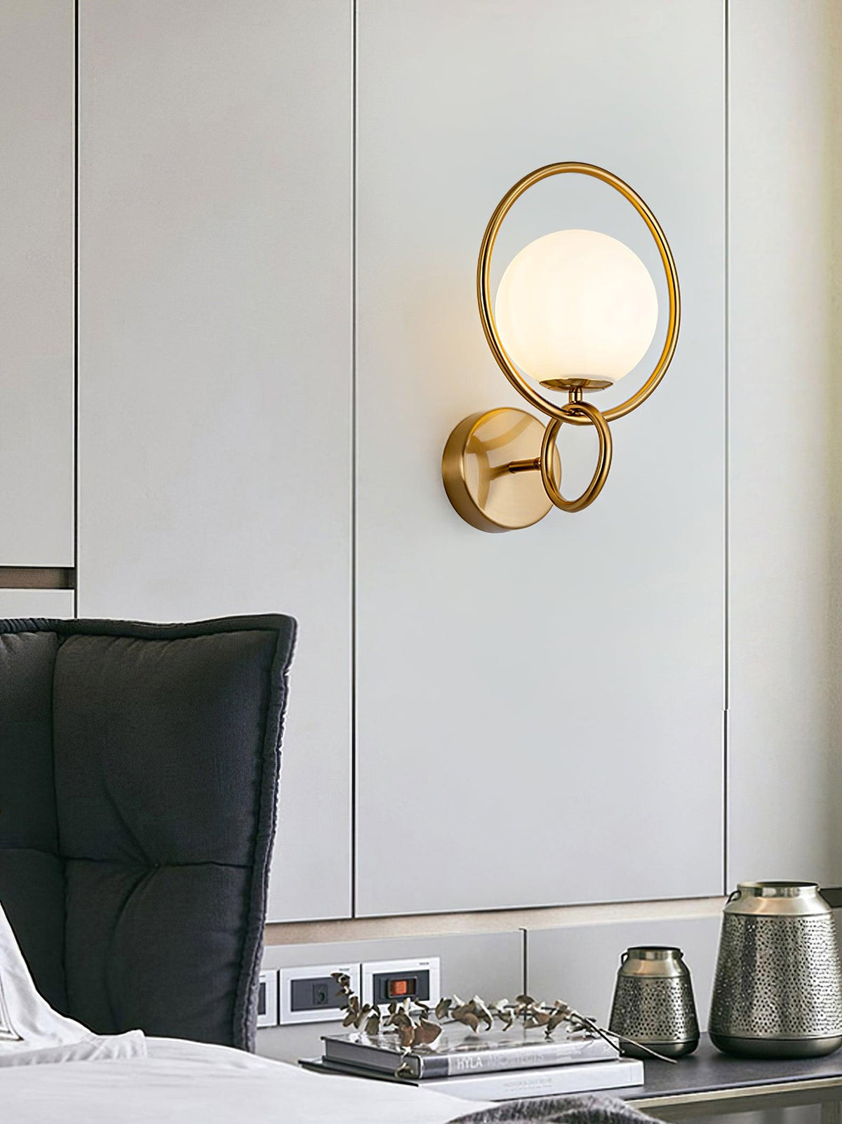 Zesilan Glass Wall Light
