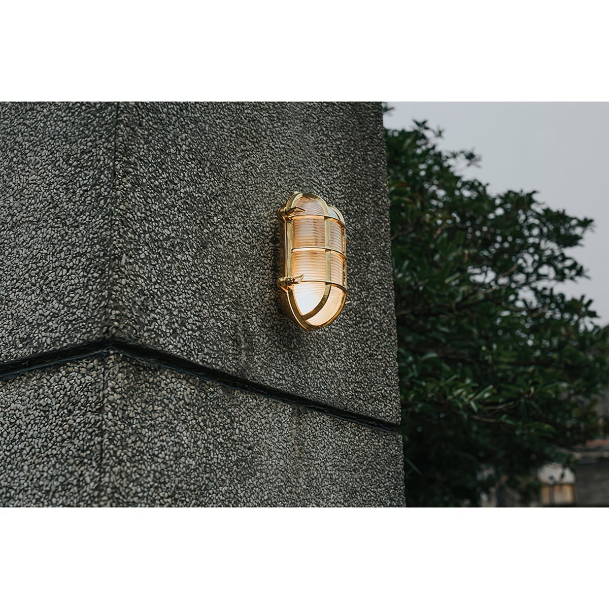 Lioriette Wall Lamp