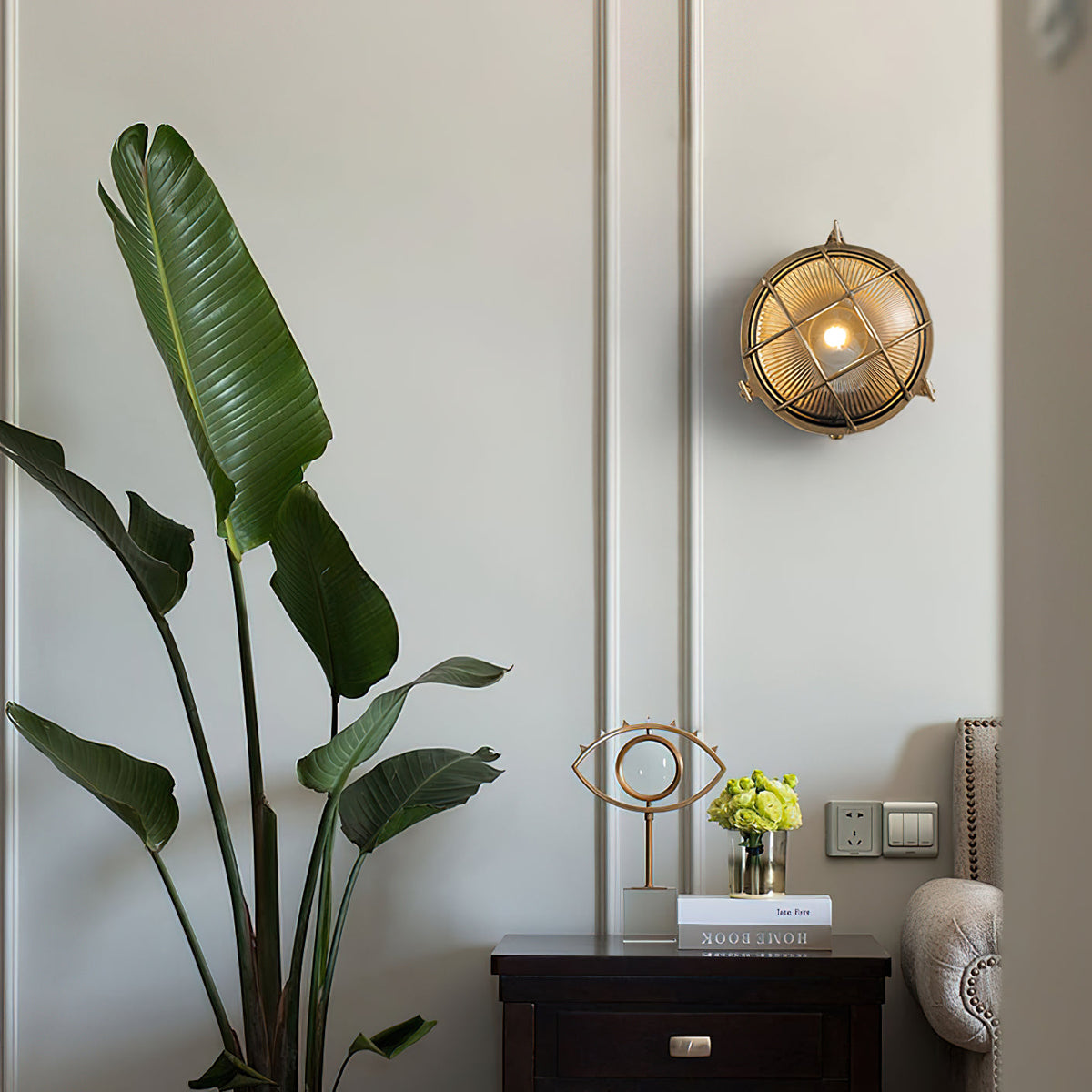Lioriette Wall Lamp