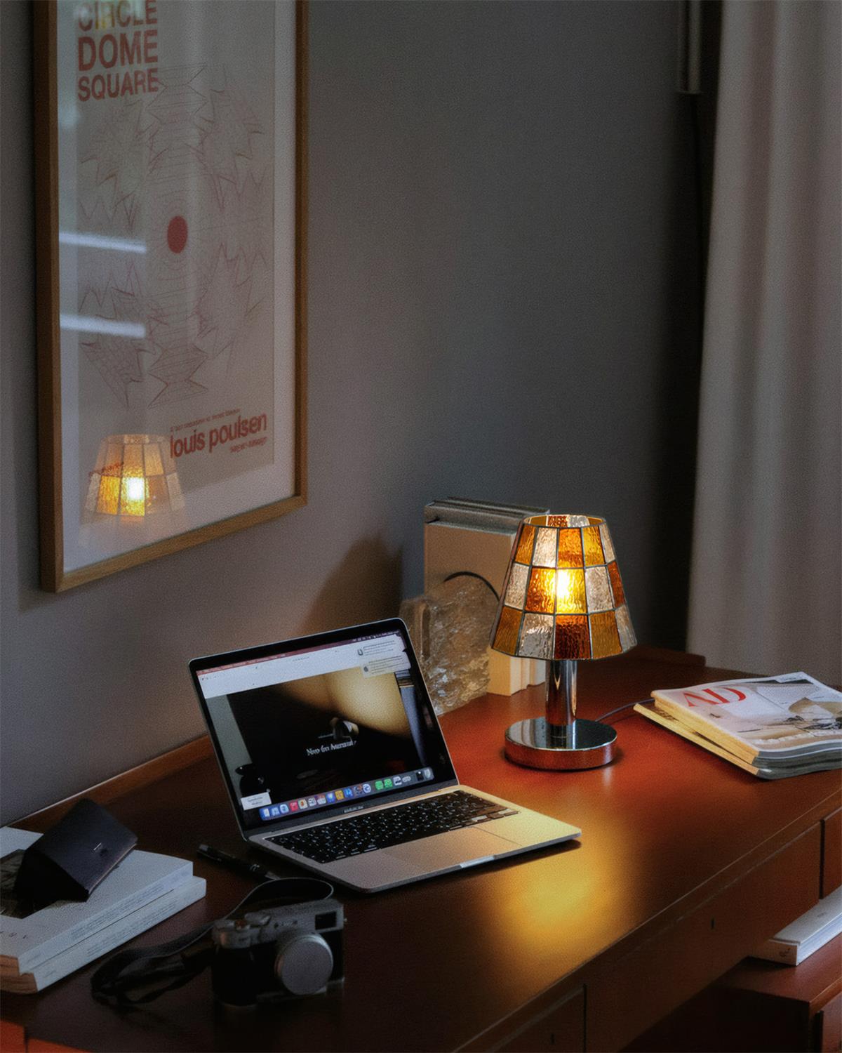 Liorivira Table Lamp