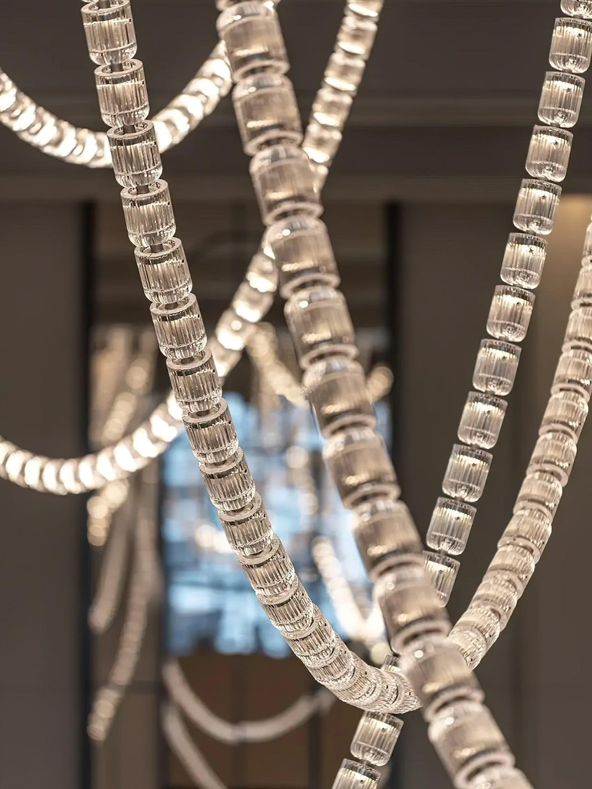 Zemirisra Modern Acrylic Chandelier