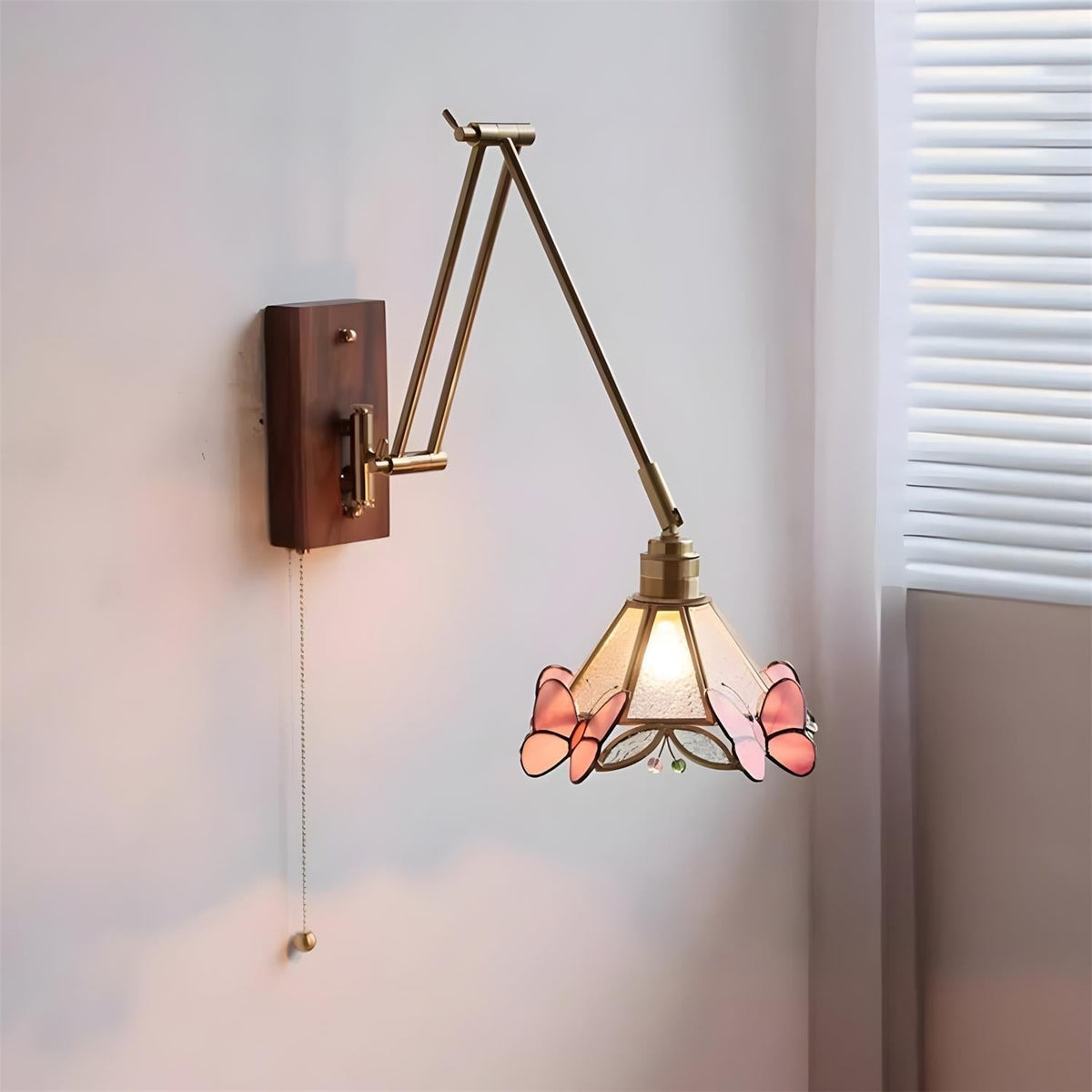 Renaira Wall Lamp