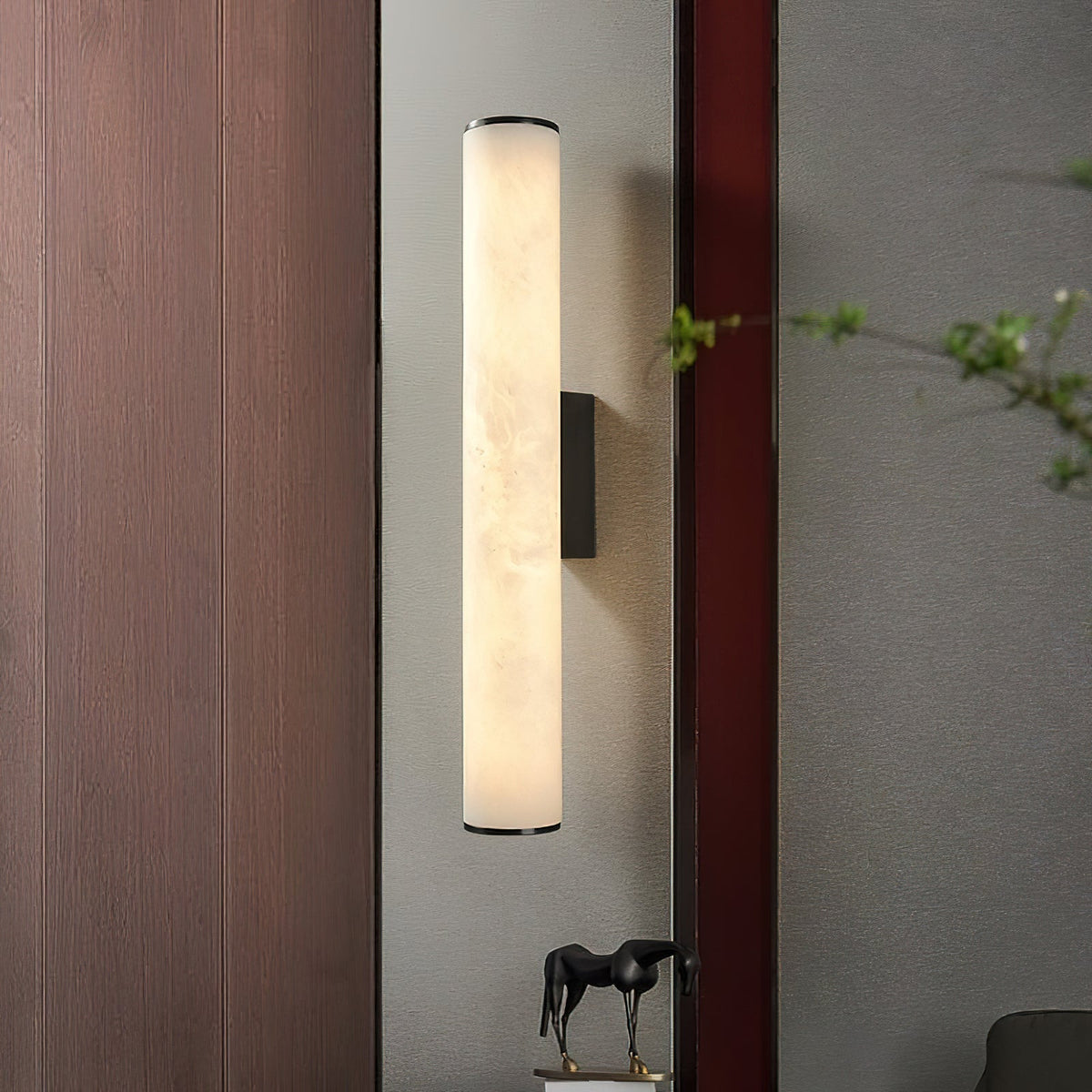 Nivalise Garonne Alabaster Wall Sconce