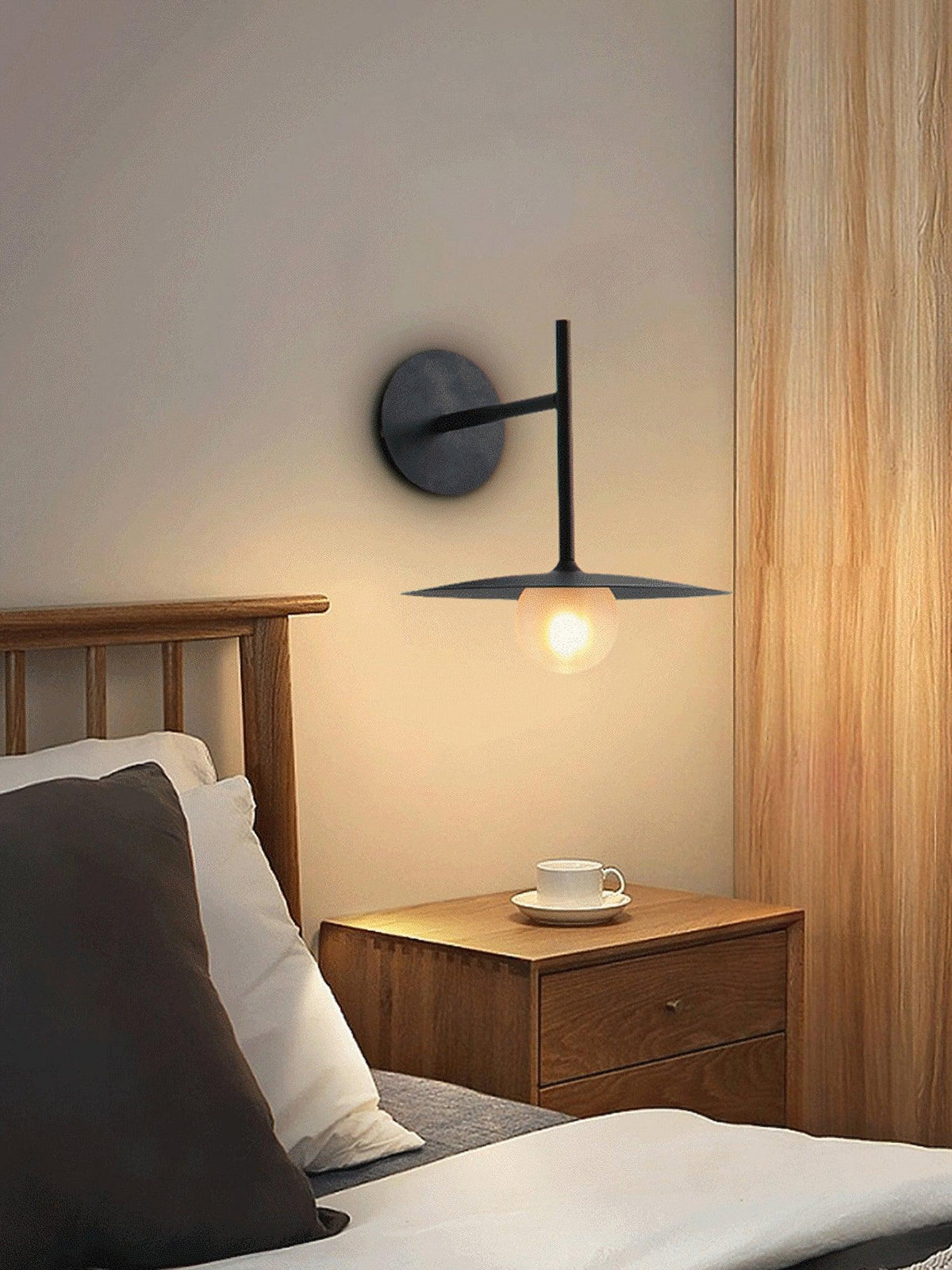 Orsilus Vintage Industrial Plug-In Wall Lamp