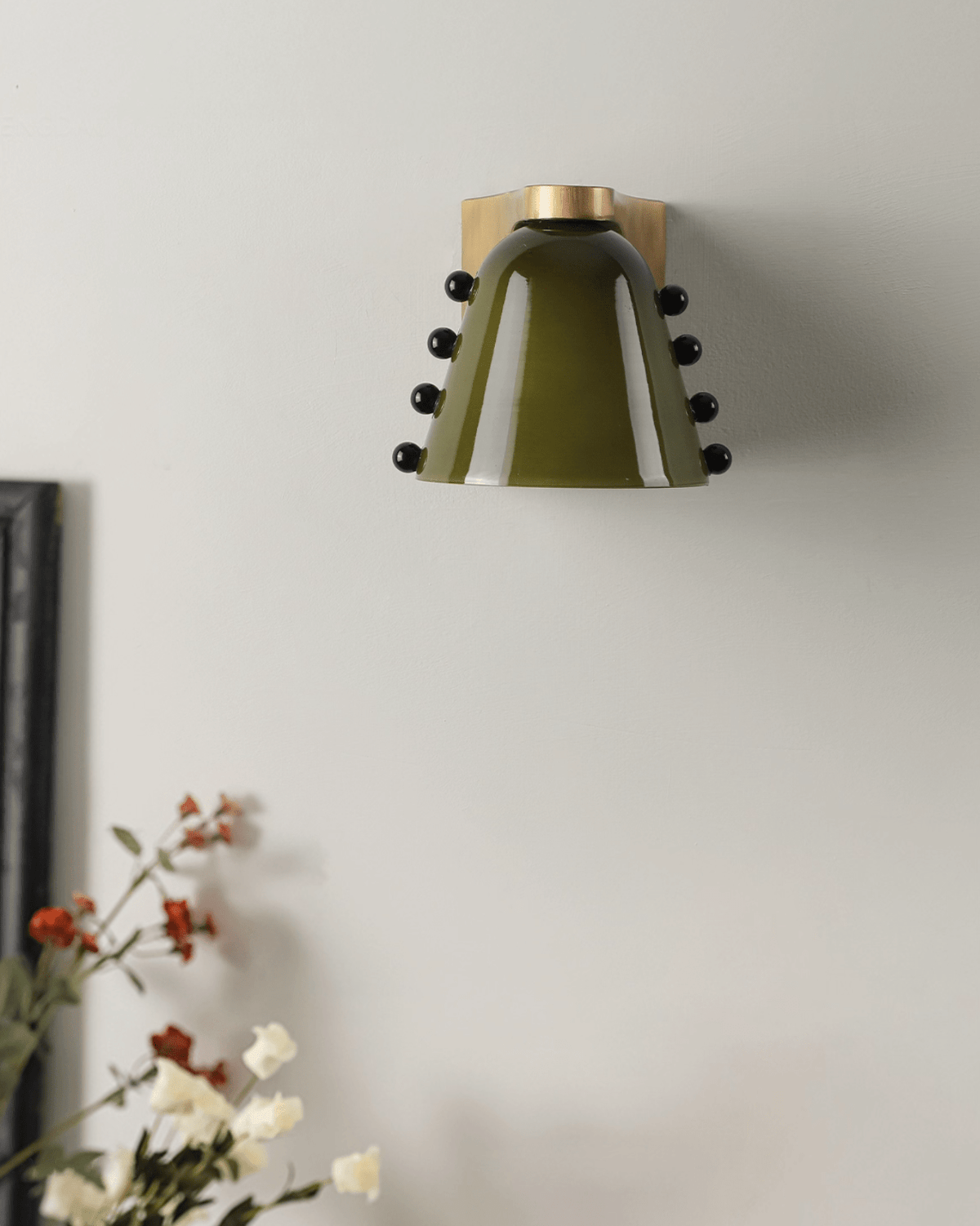 Jude Art Deco Glass Wall Lamp
