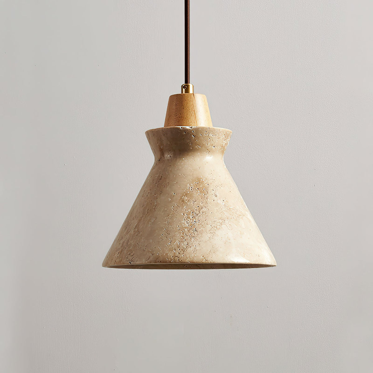 Jannis Pendant Light