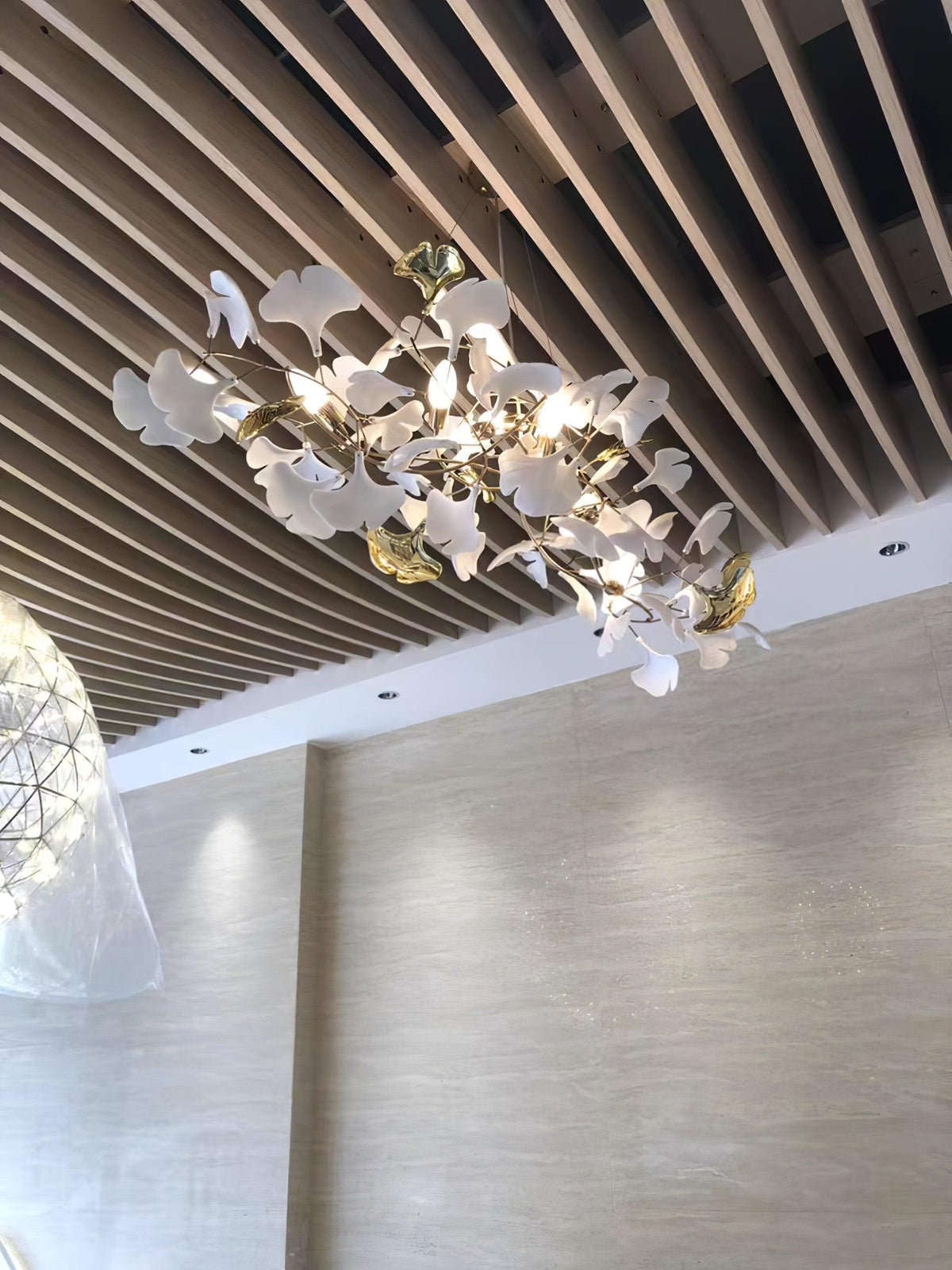 Fioraford Bloom Gingko Chandelier