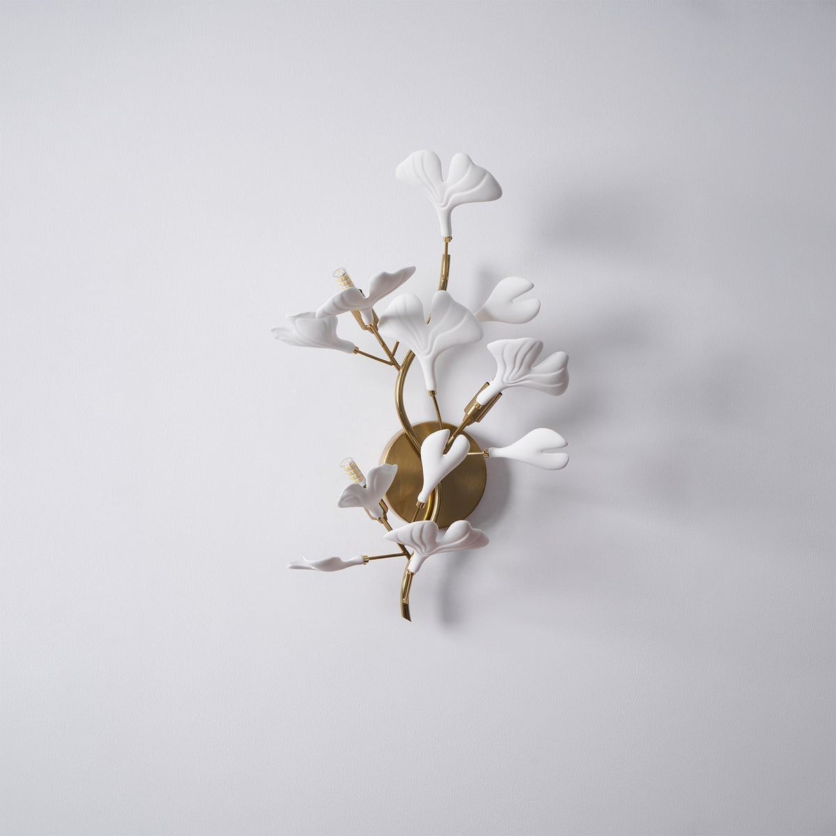 Apry Wall Lamp