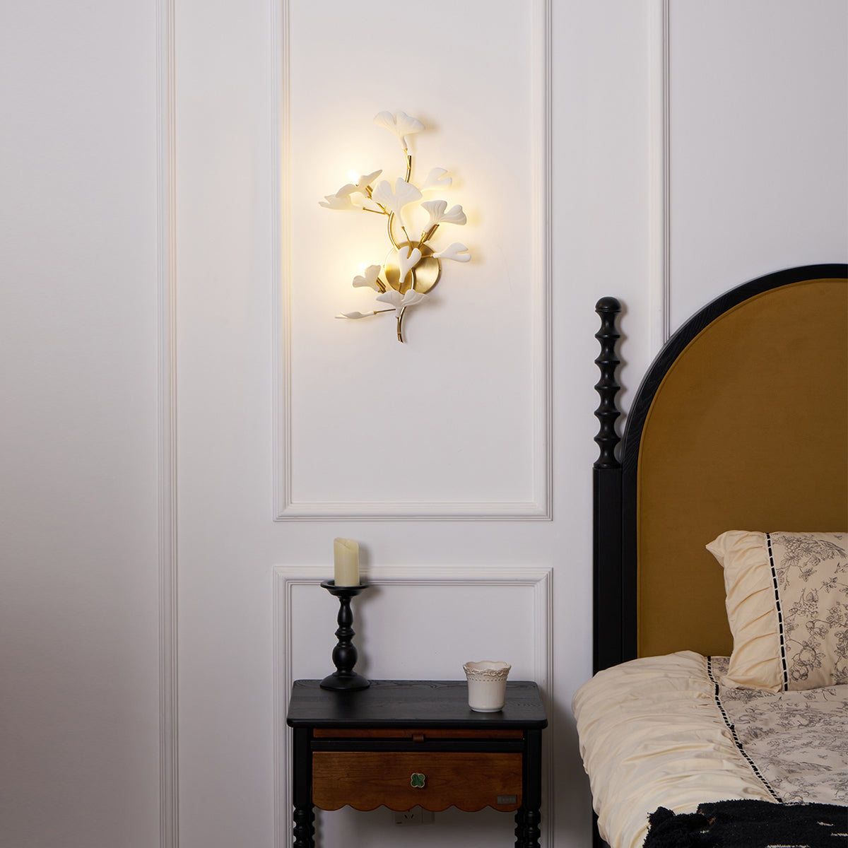 Apry Wall Lamp
