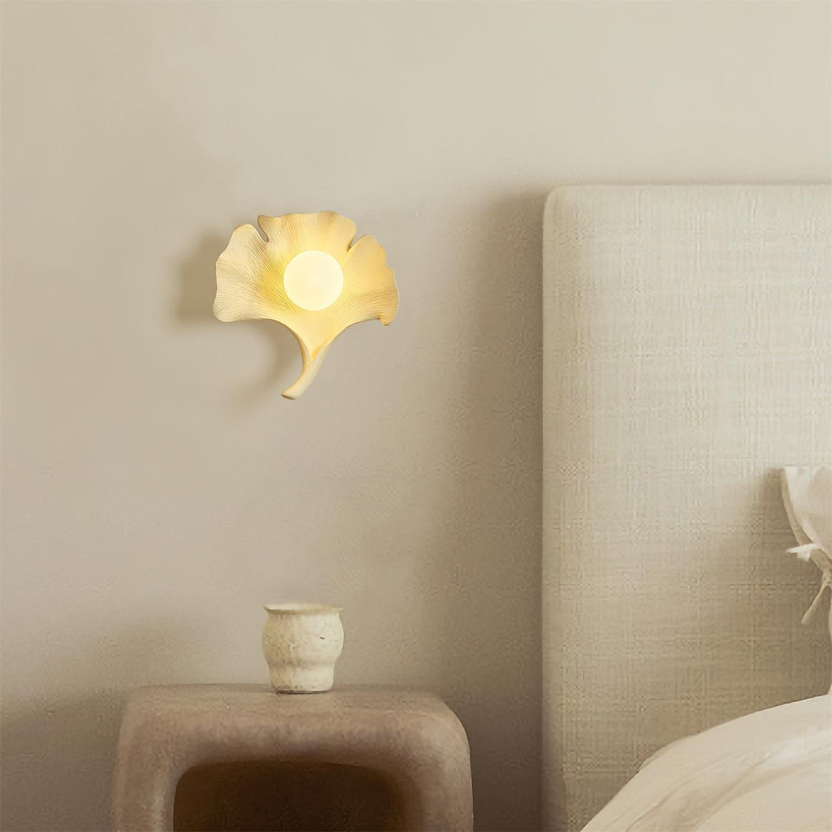 Renaaya Wall Lamp