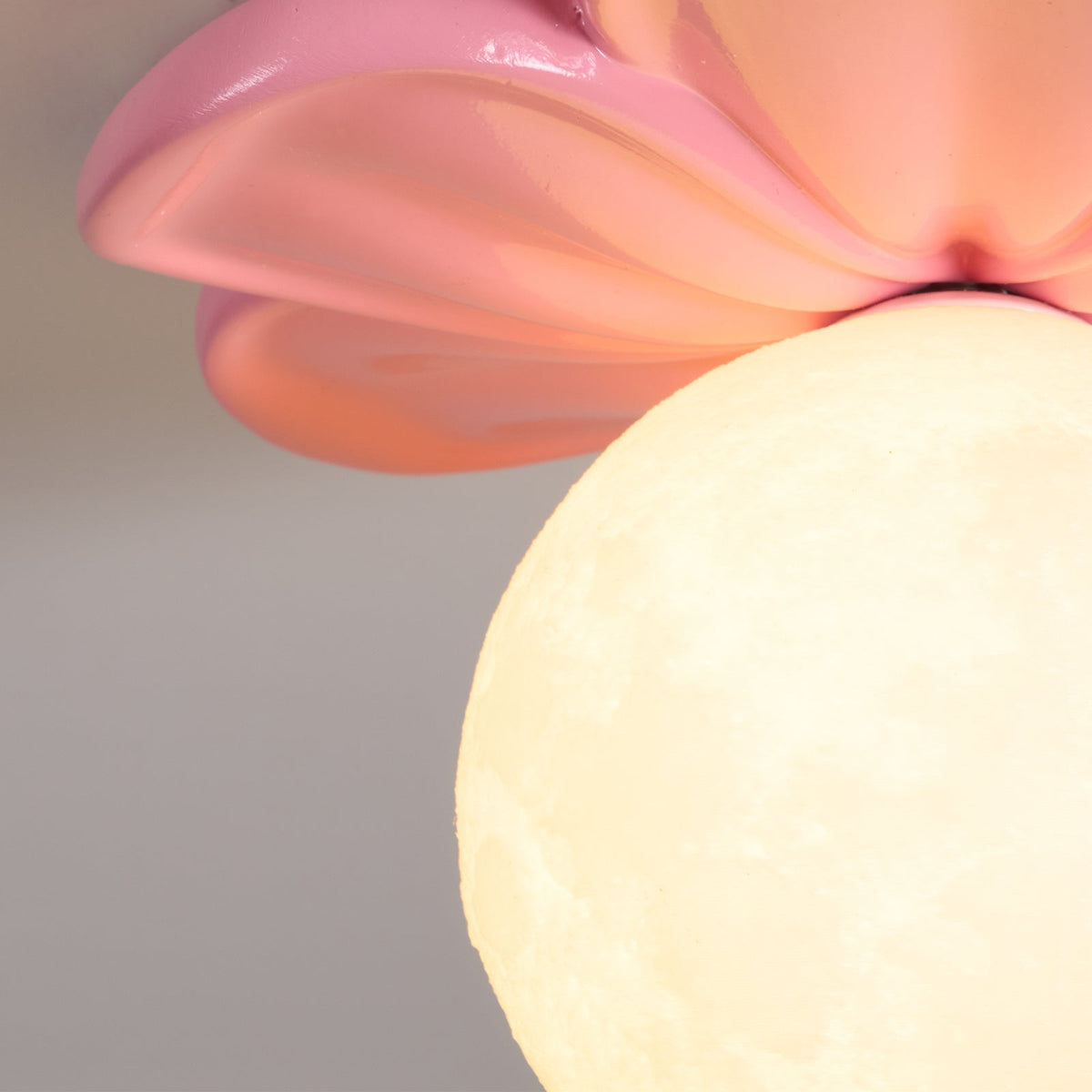 Rivelaya Ceiling Lamp