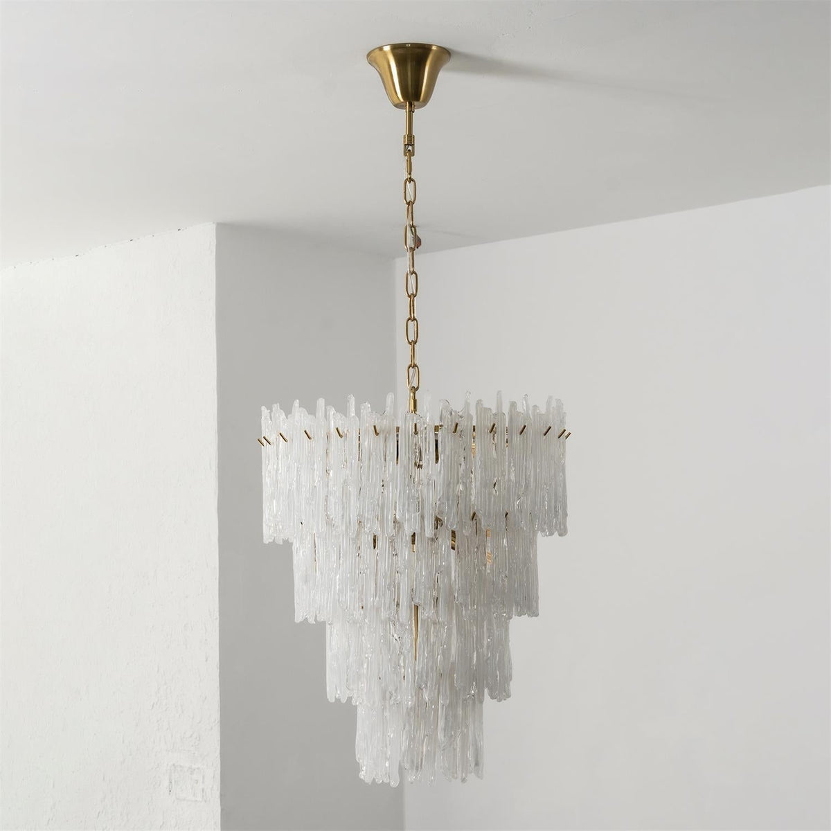 Aveneliel Chandelier