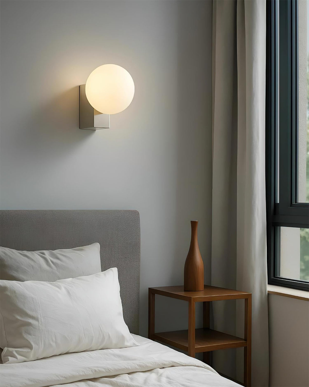 Luminaya Wall Lamp