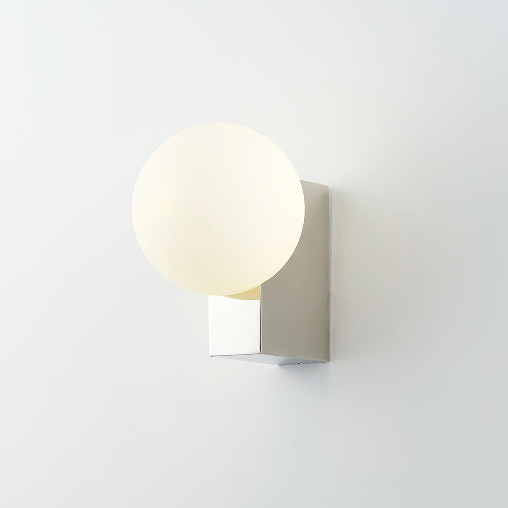 Luminaya Wall Lamp