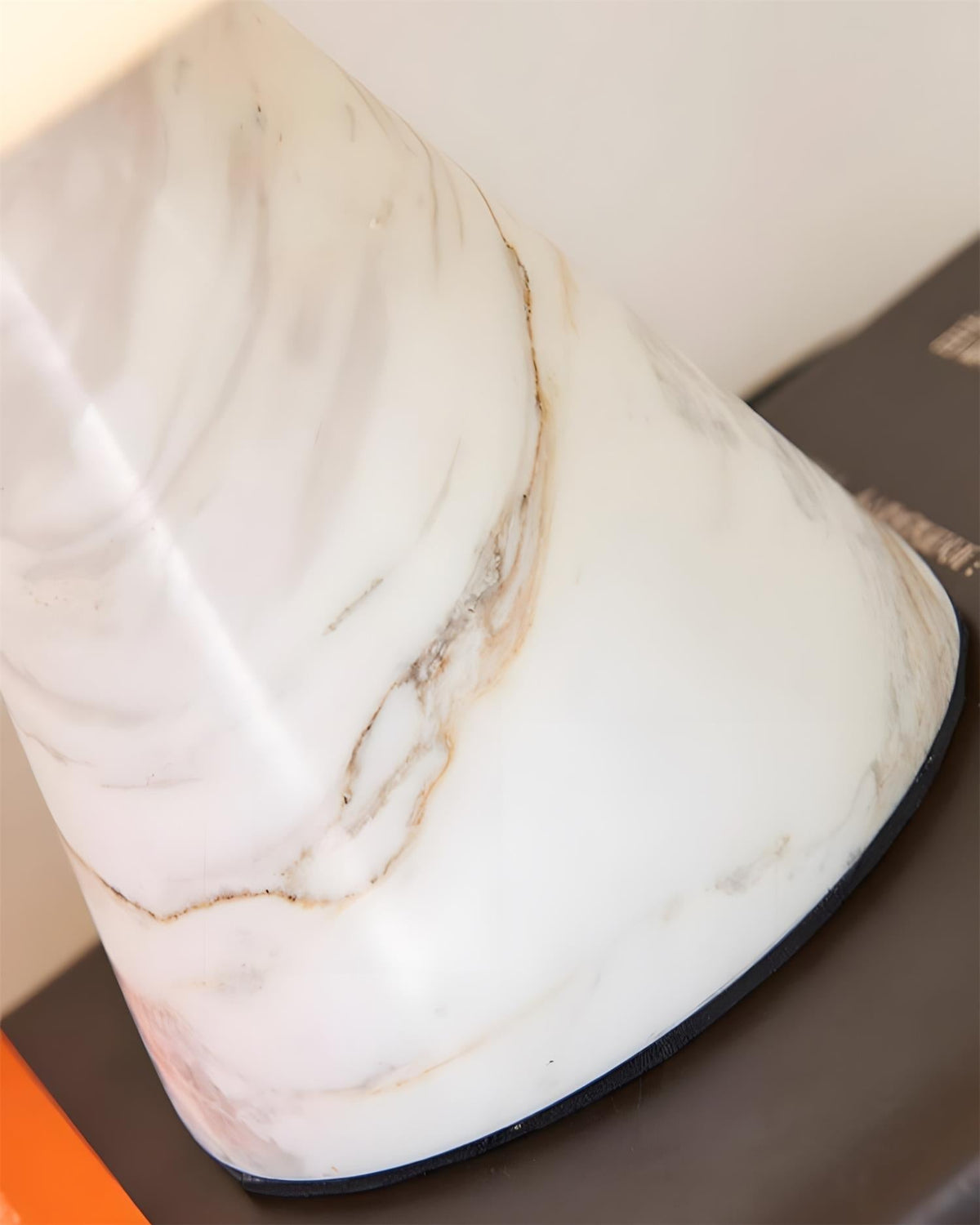 Sorinaya Table Lamp