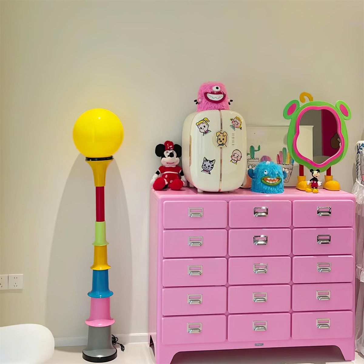 Selivaya Floor Lamp