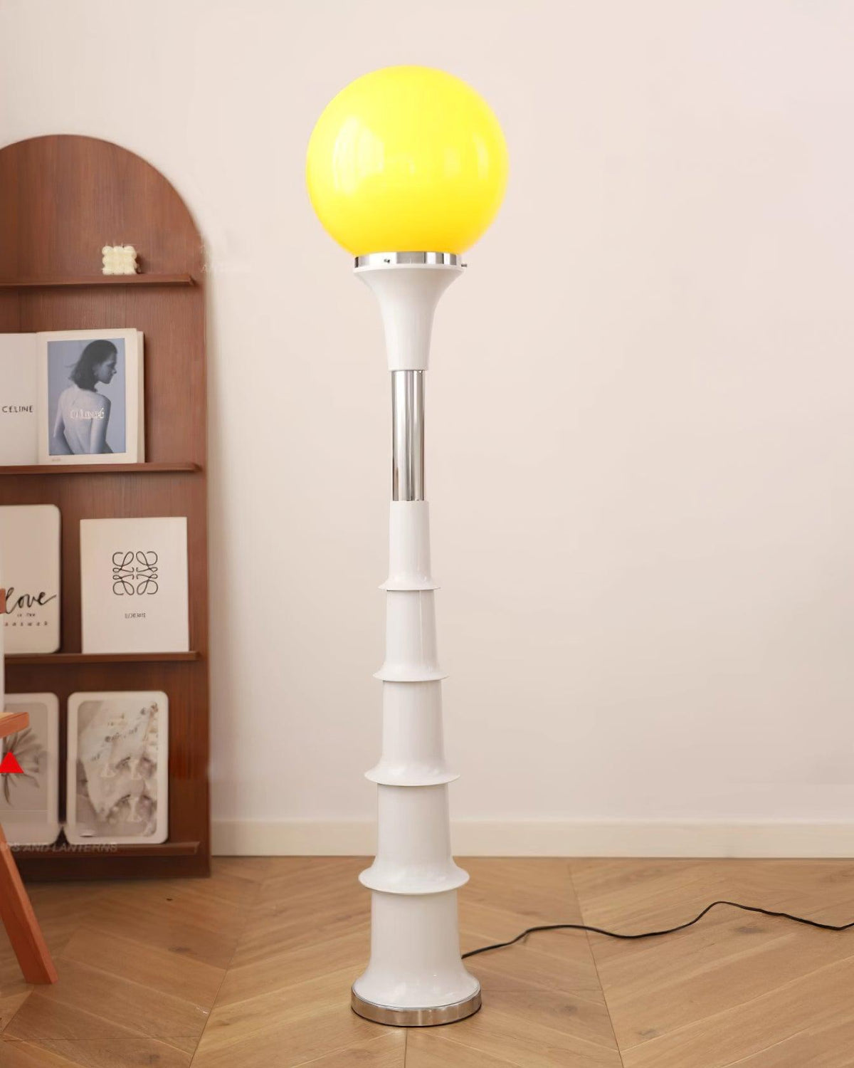 Selivaya Floor Lamp