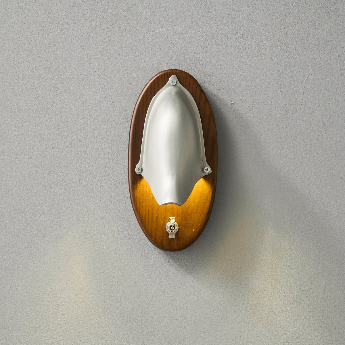 Aurev Ovale Wall Lamp