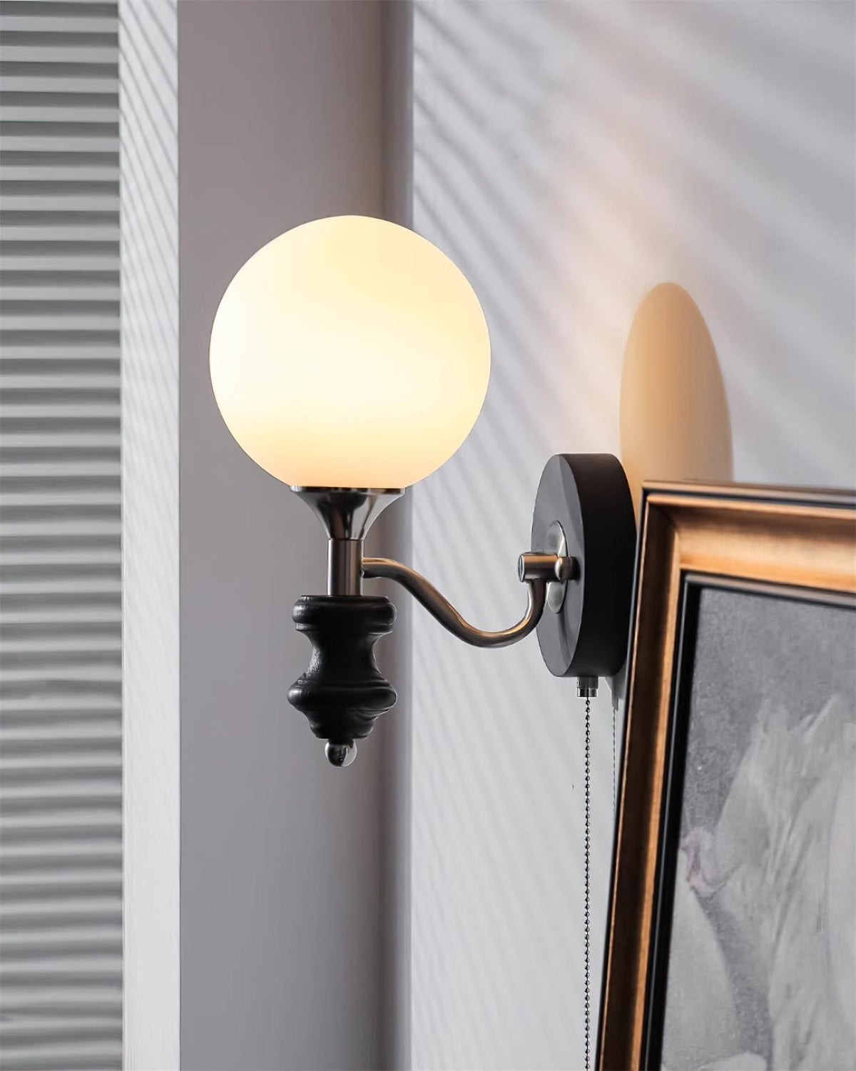 Duvin Wall Lamp