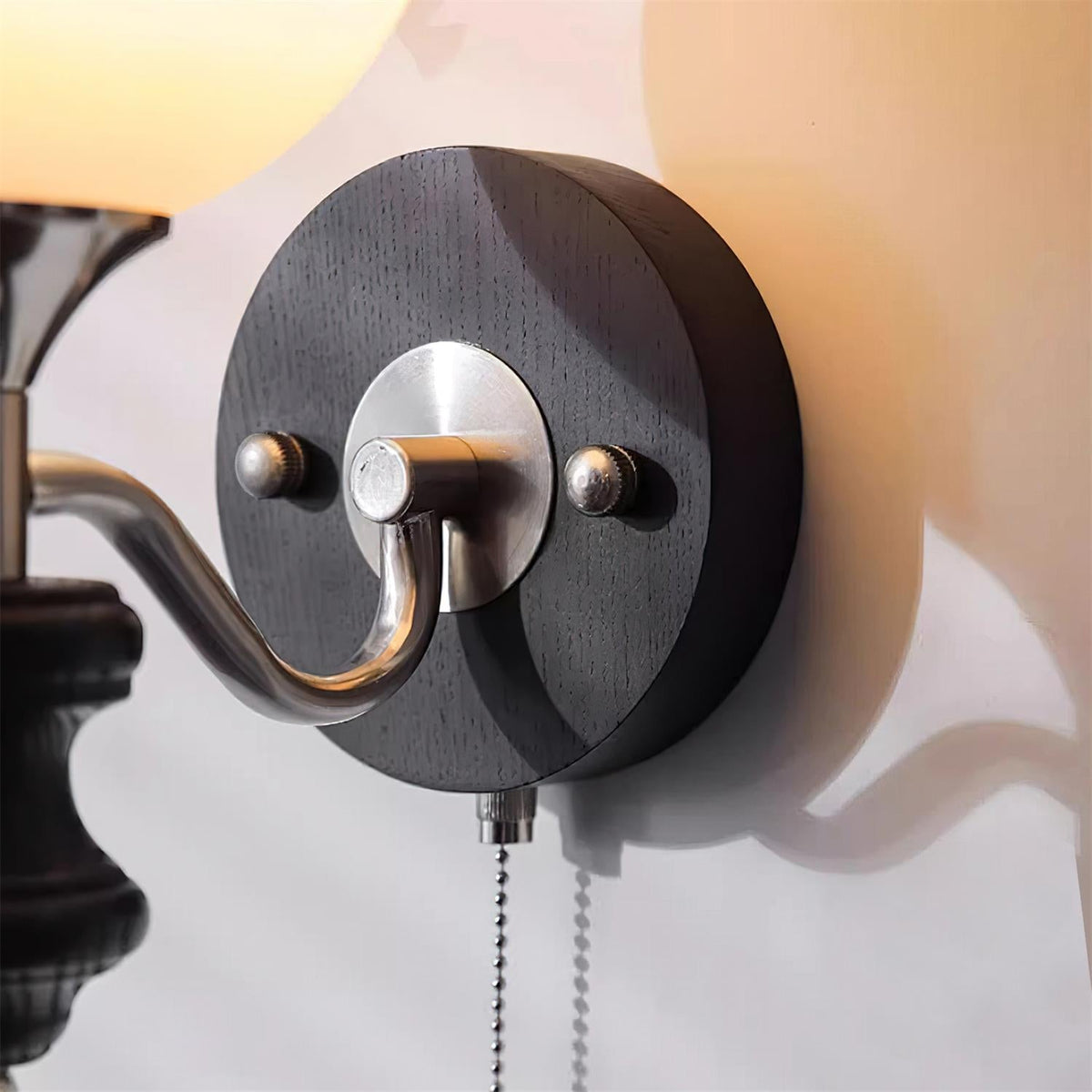 Duvin Wall Lamp