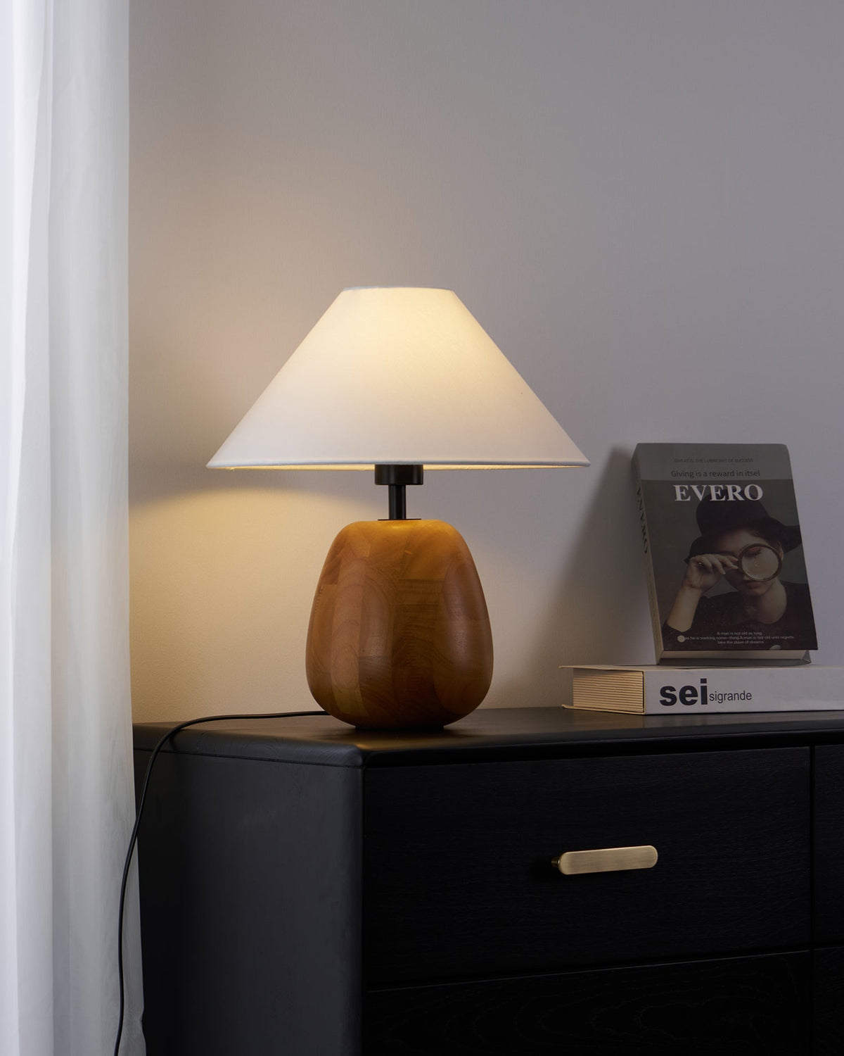 Mosa Table Lamp