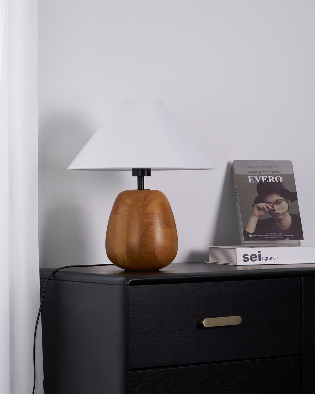 Mosa Table Lamp