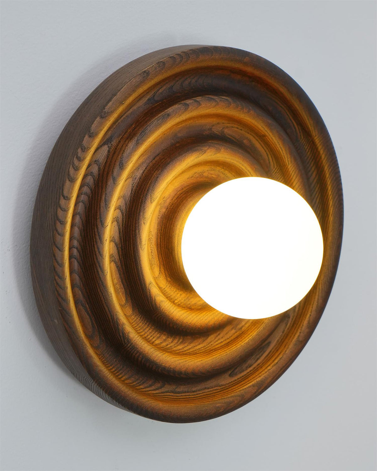 Aldinise Wall Lamp Ripple with Ash Wood Body and Glass Globe Shade