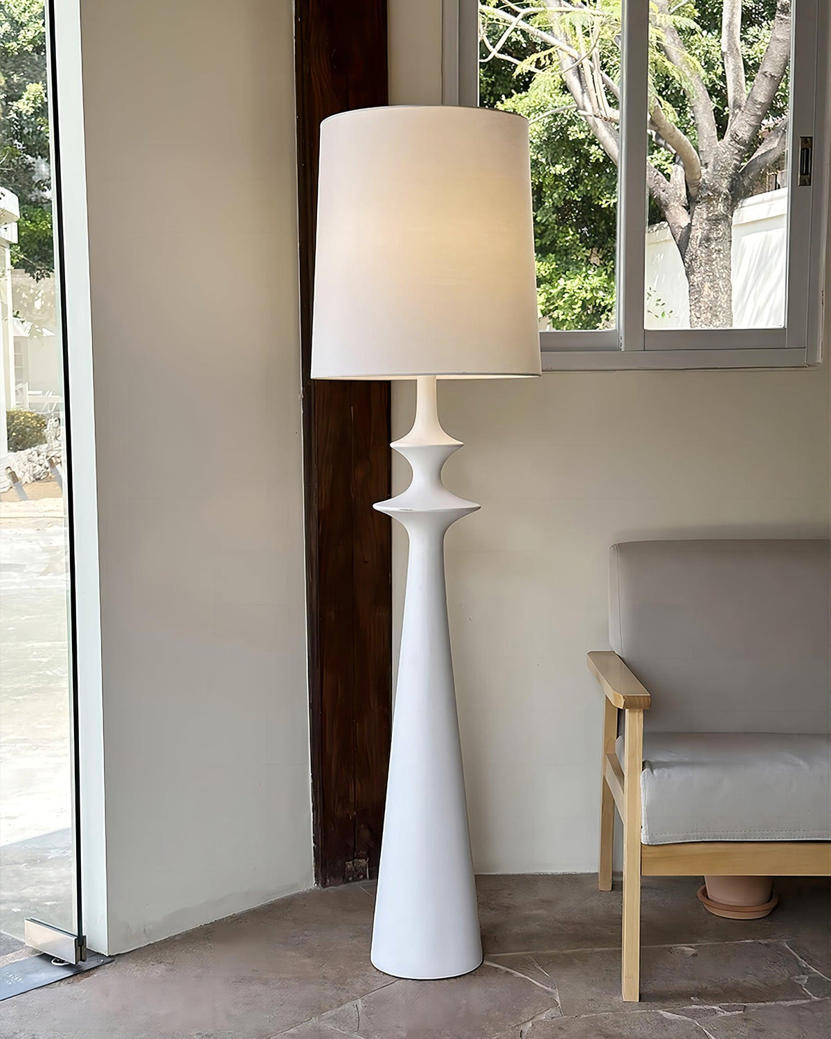 Elaiielle Floor Lamp