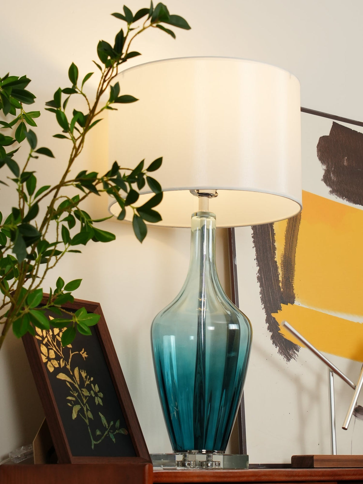 Celanelia Glass Table Lamp