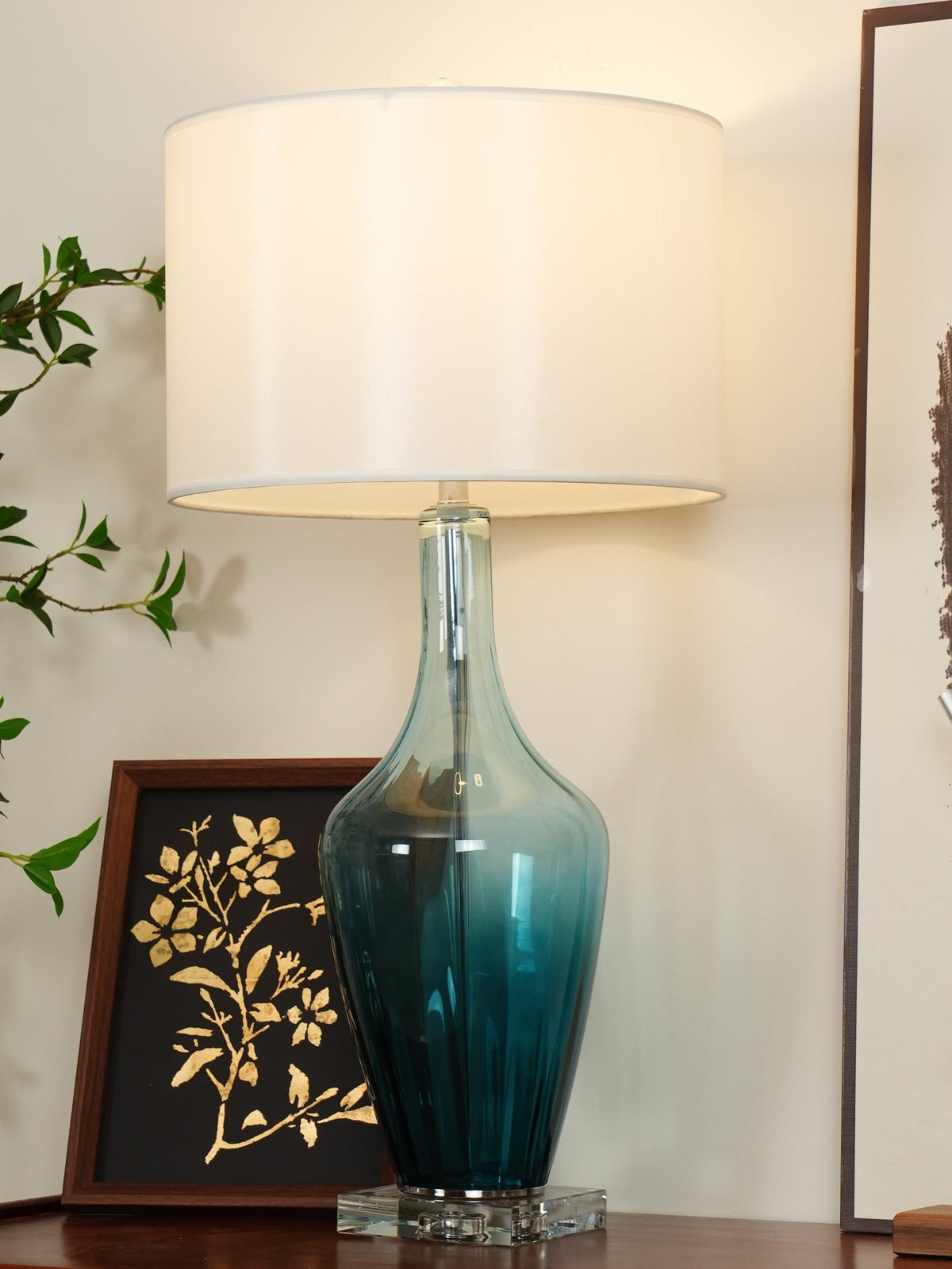 Celanelia Glass Table Lamp