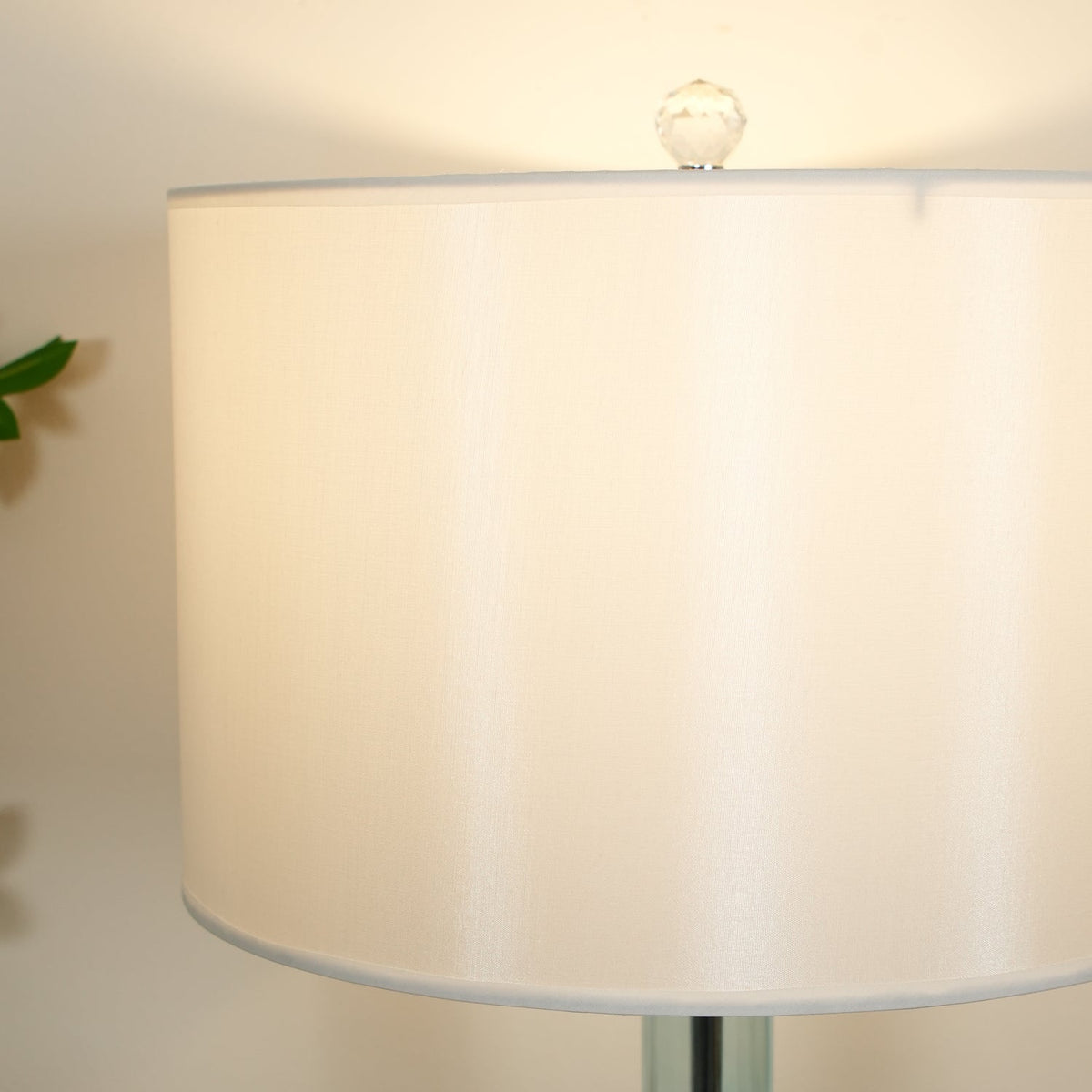 Celanelia Glass Table Lamp