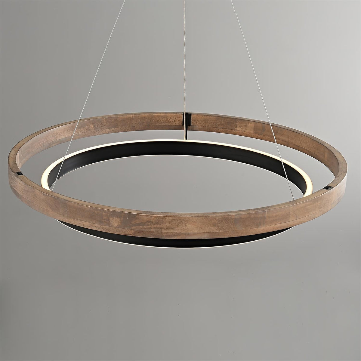 Rivivora Chandelier