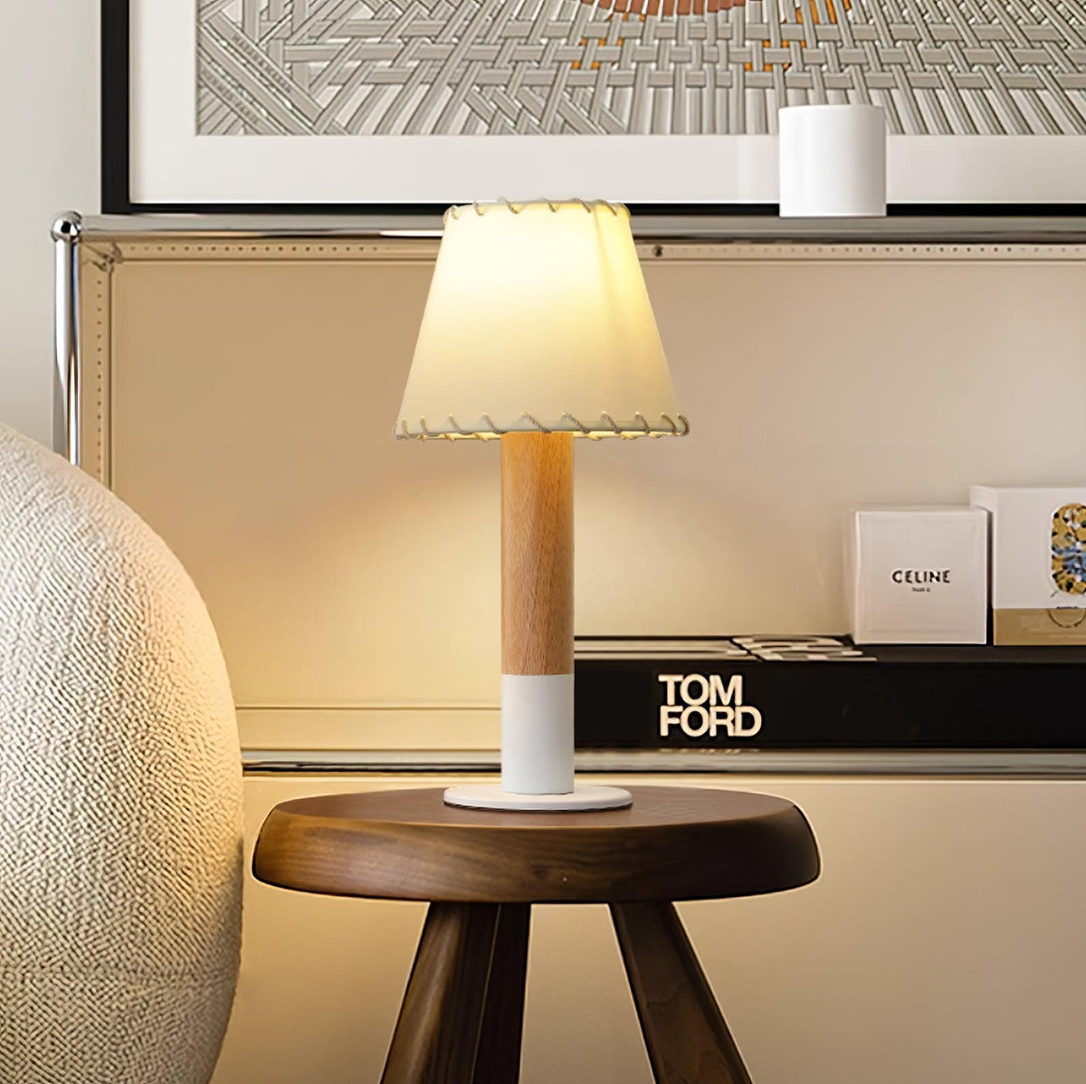 Virainina Table Lamp