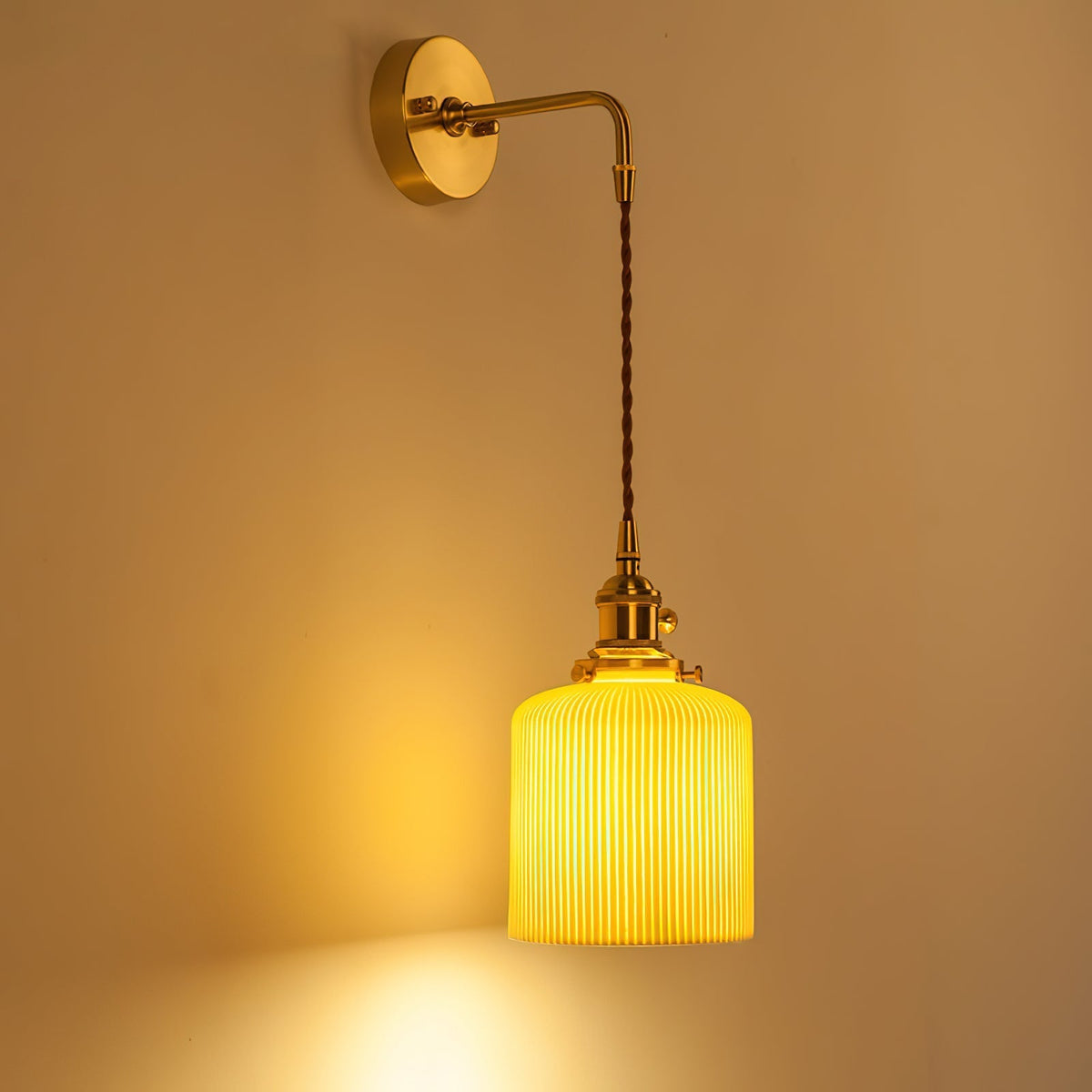 Viraenelle Ribbed Ceramics Wall Sconce