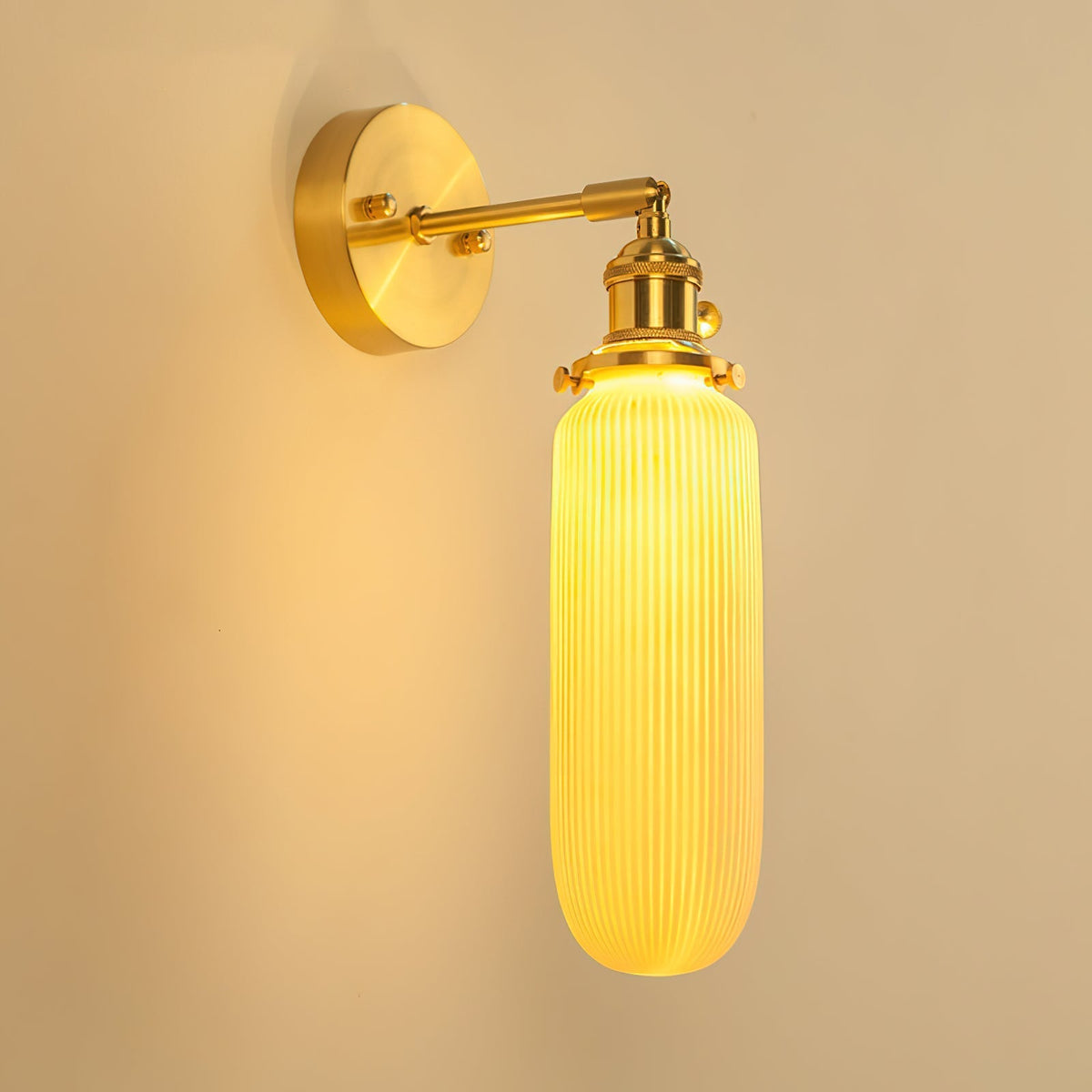 Viraenelle Ribbed Ceramics Wall Sconce