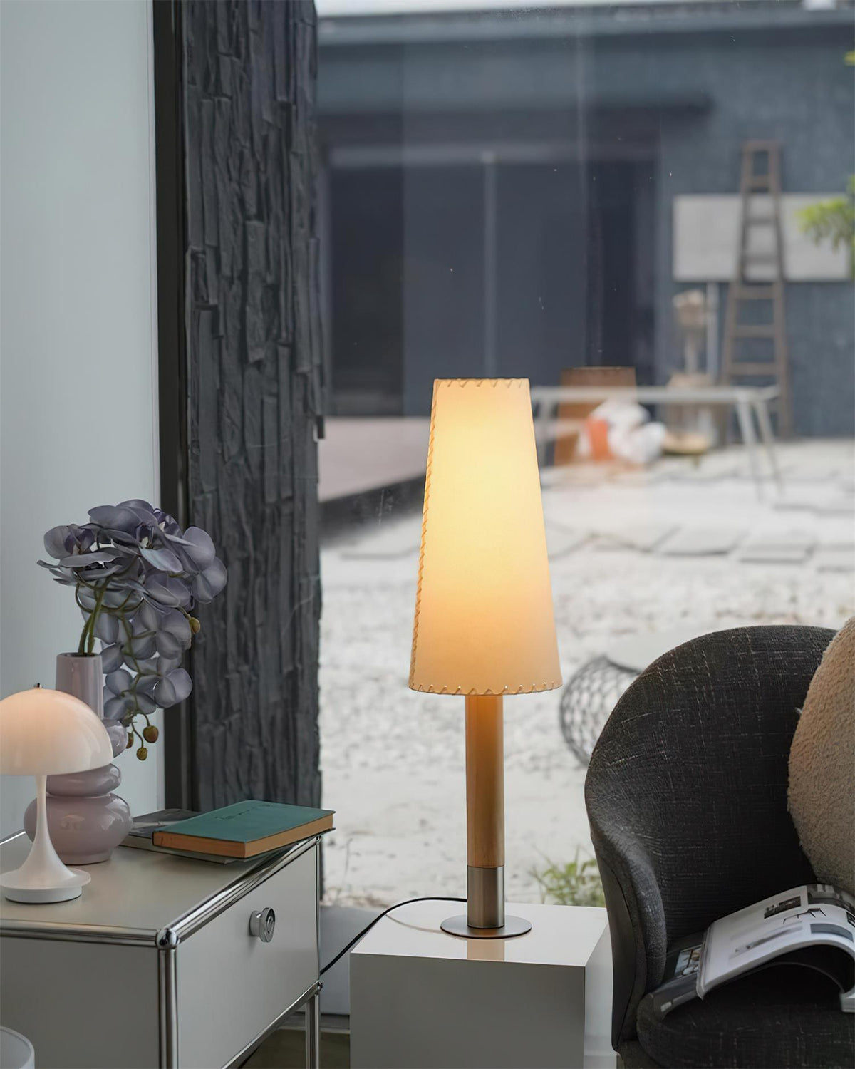 Liorenaya Table Lamp