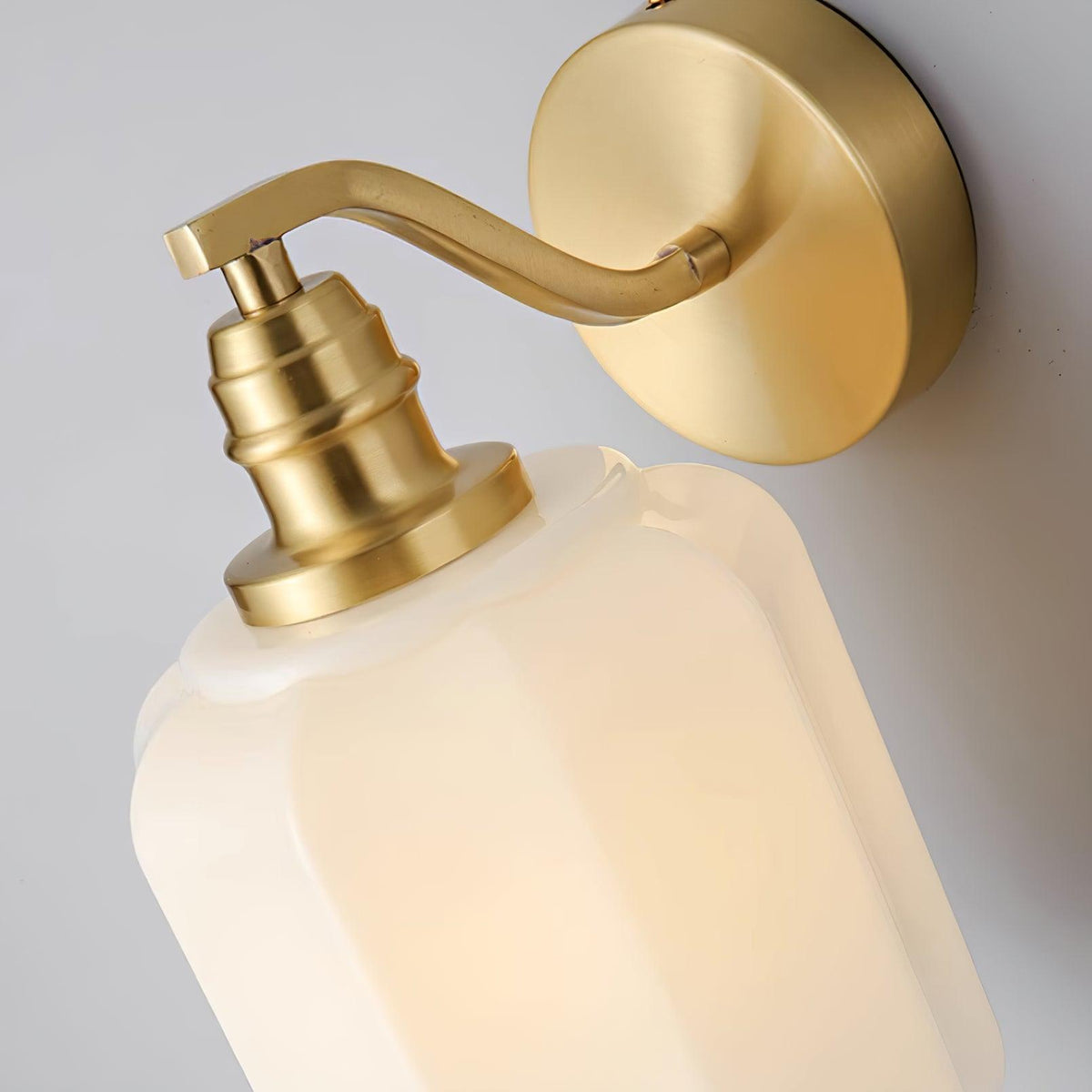 Lokeped Glass Wall Lamp