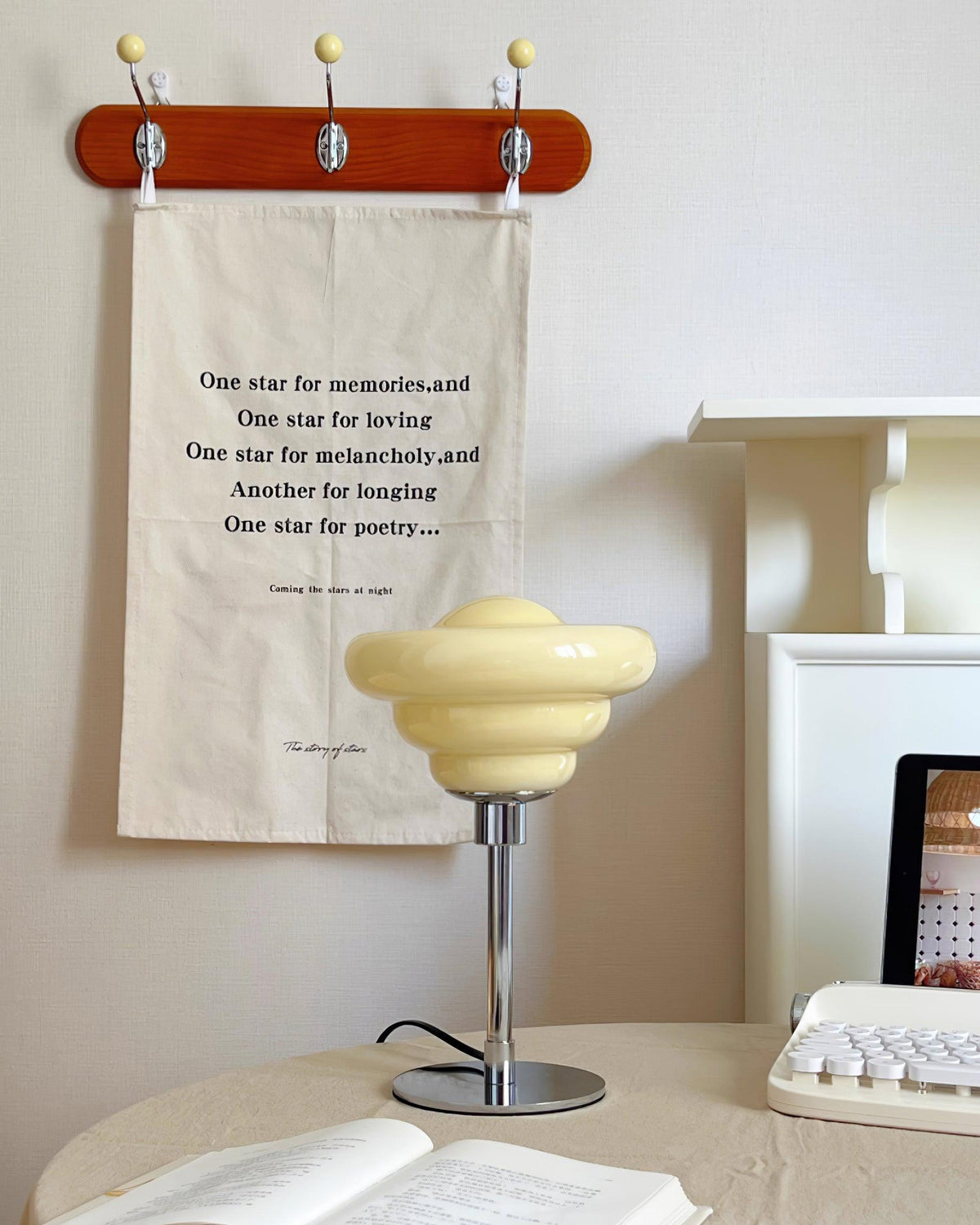 Oreloaine Table Lamp